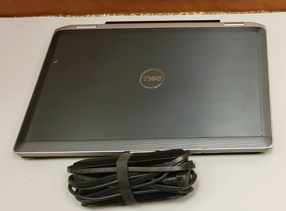 Dell Latitude E6520 Core i7-2620M @ 2.70GHz 4GB RAM 500GB SSD BLUETOOTH BACKLIT
