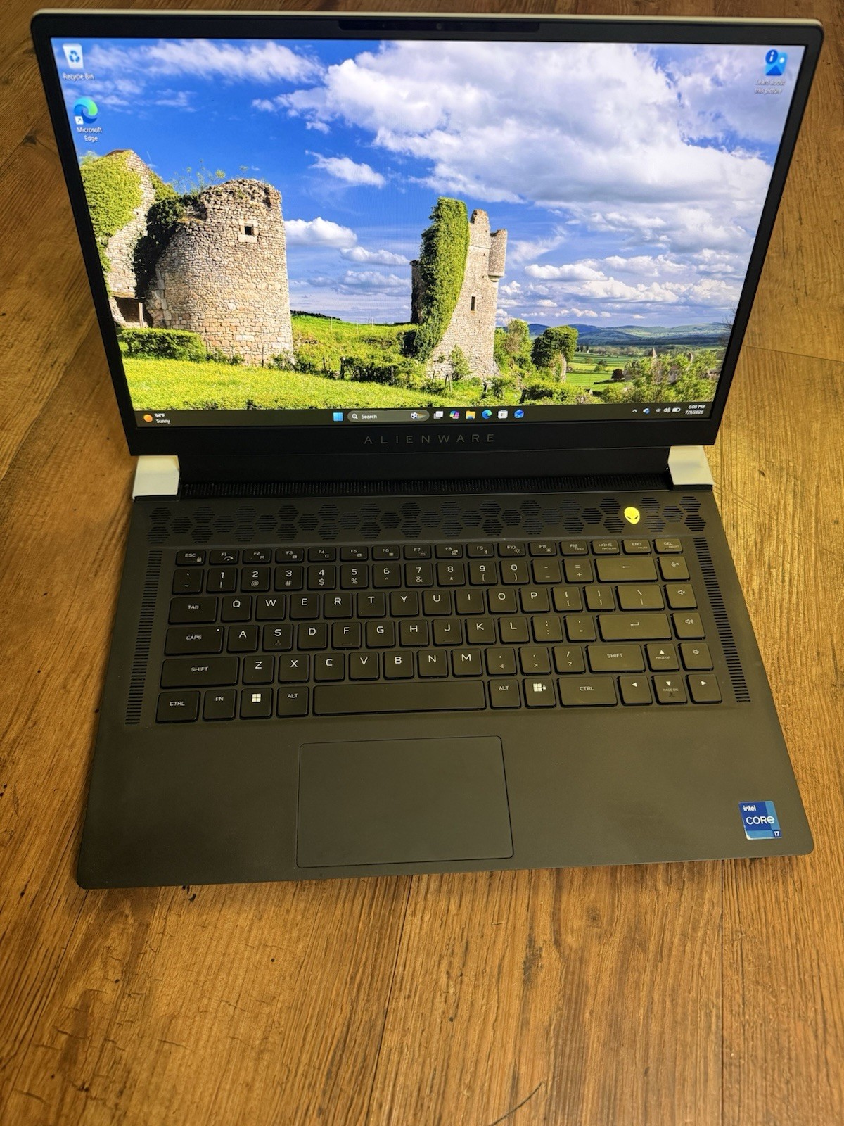 Alienware X15 R2 15.6″ i7-12700H 2.3GHz 32GB RAM 1TB SSD SSD GeForce RTX 3060