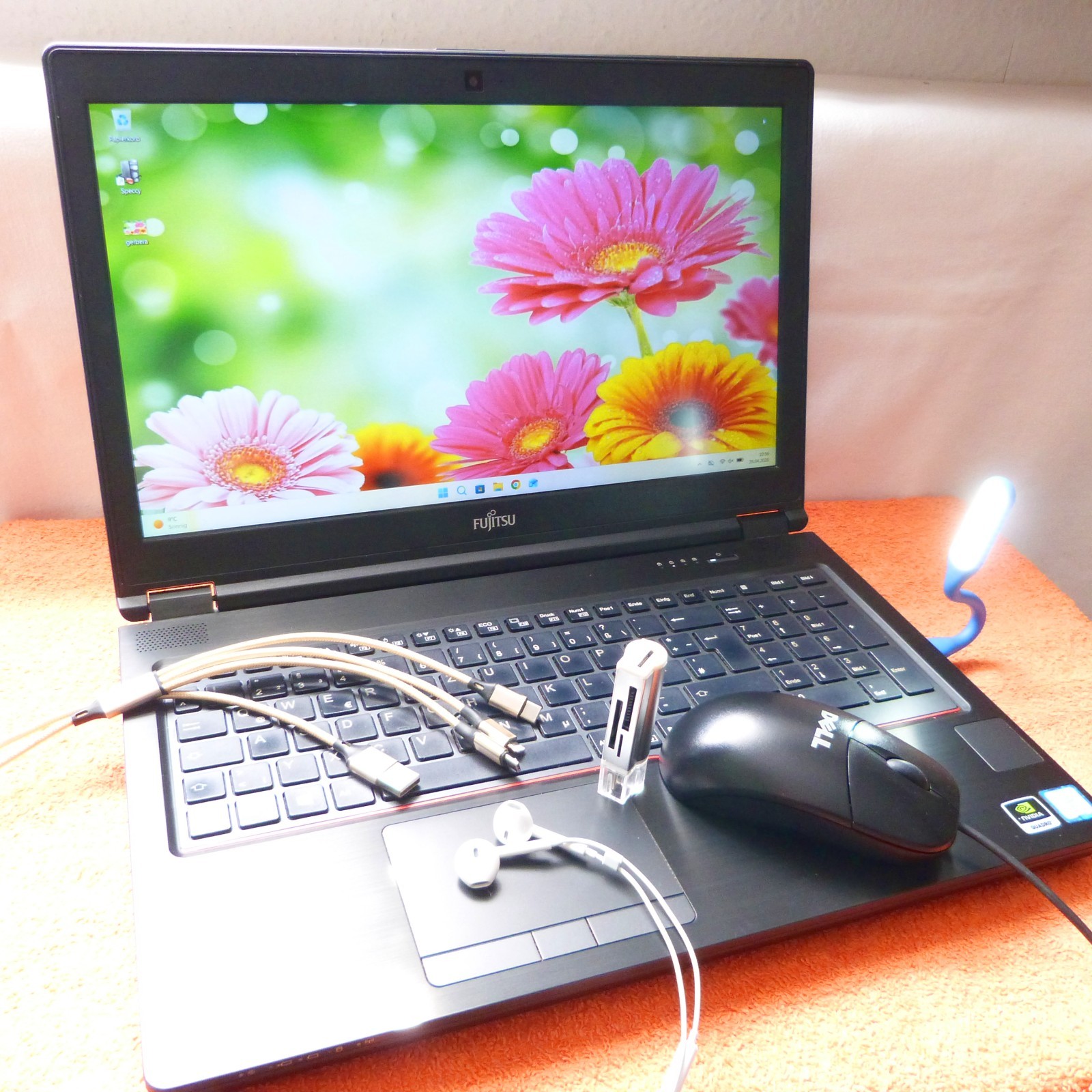 Fujitsu H780 ELITE WORKSTATION 180 Degree FULLHD l 32GB RAM NEW SSD Windows 1…