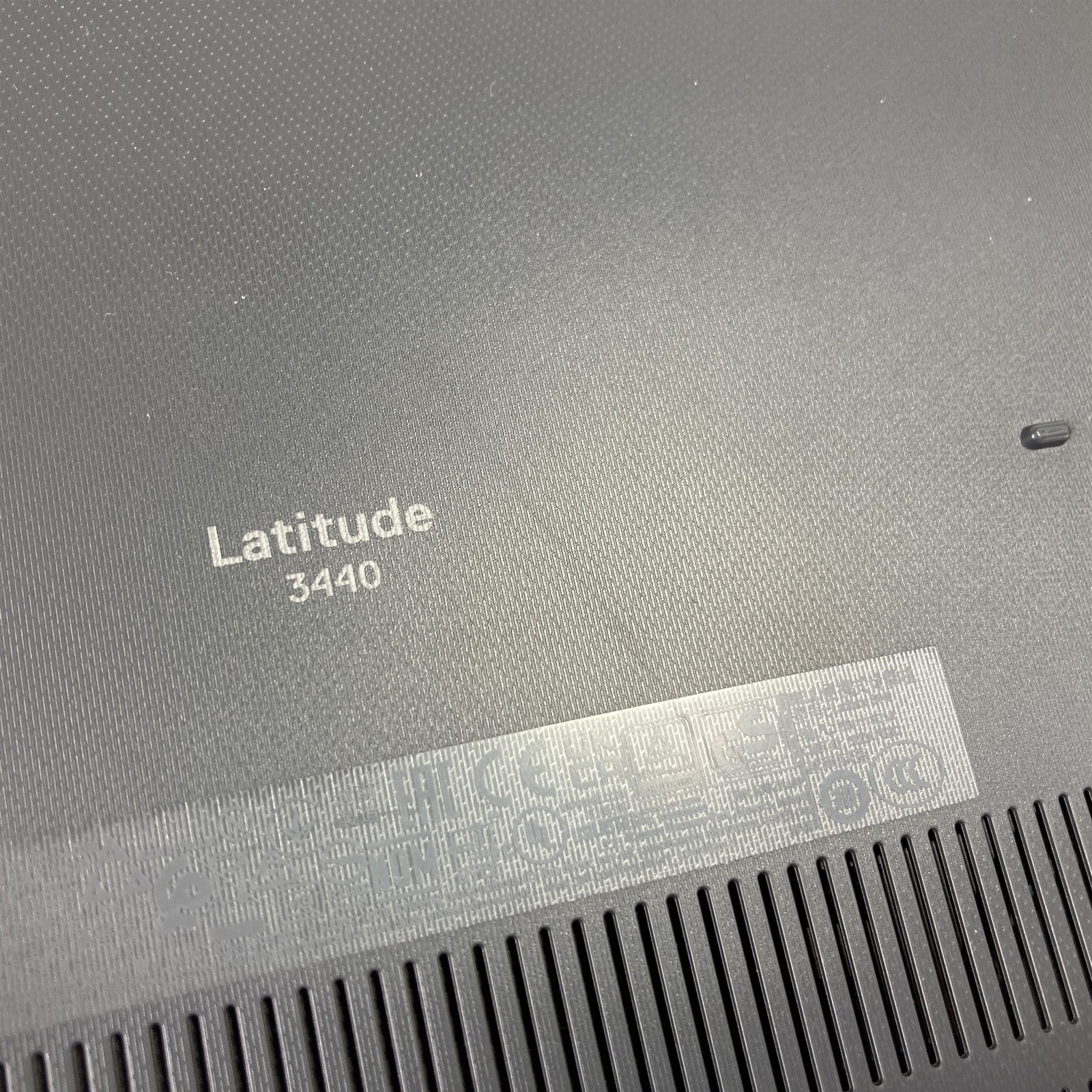 Dell Latitude 3440 14″ Laptop Core i5-1335U 1.3GHz 16GB 256GB NVMe SSD – Win 11