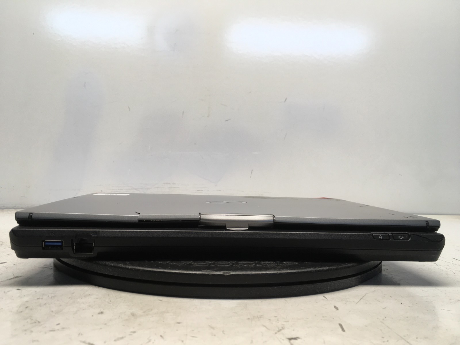Fujitsu LifeBook AT726 Intel i5-6300U 2.4GHz 12 GB NO HDD