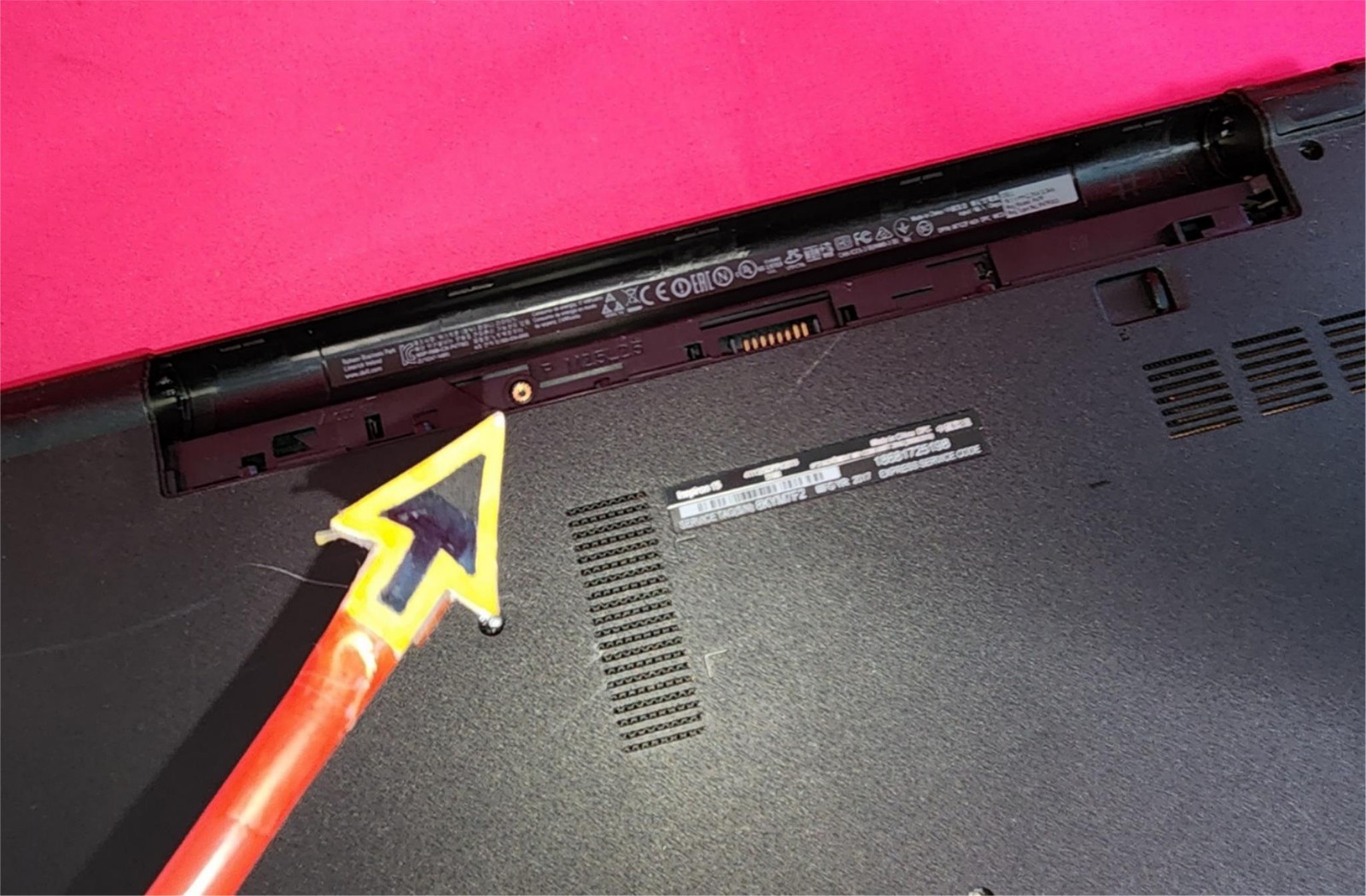 Dell Inspiron 15-3552 i5-2410M CPU – No Adapt, OS, DVD OR Battery – PARTS 208052