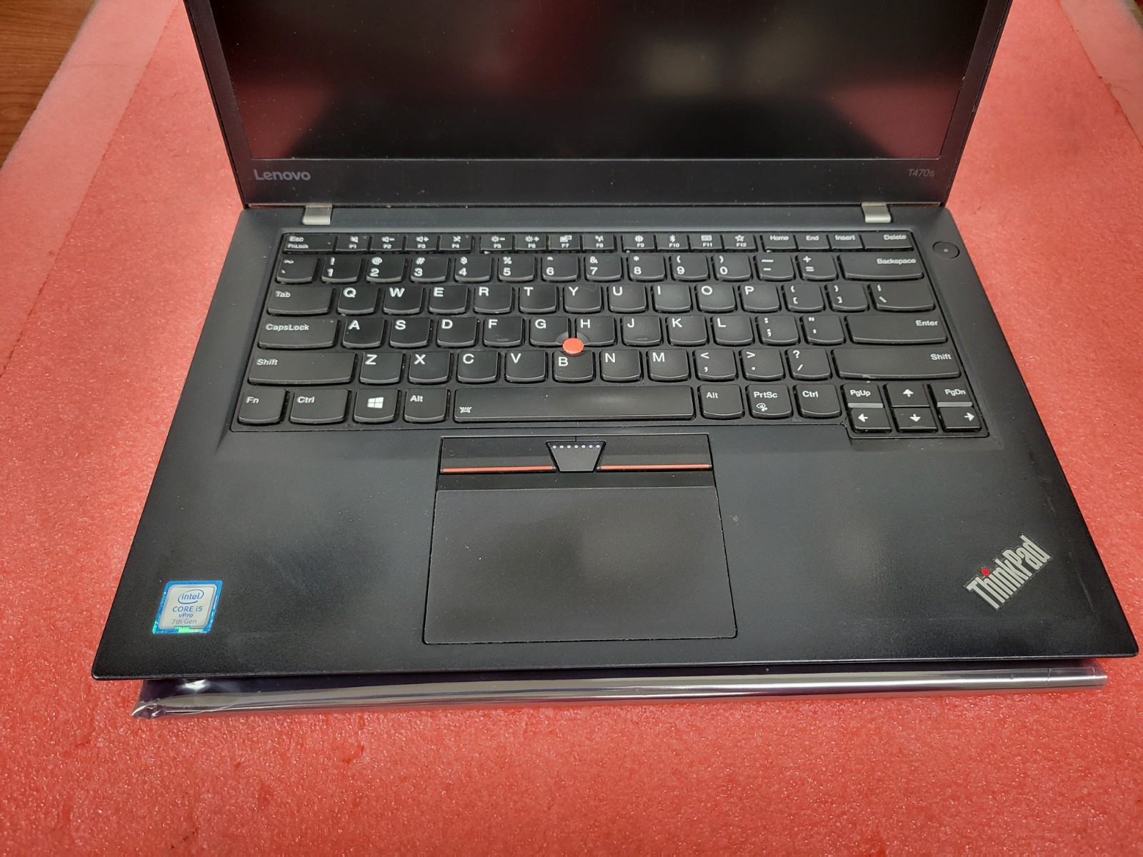 Lenovo ThinkPad T470S 14″ i5-7300U 4GB RAM *NO HDD/OS/COVER/BATT/AS IS* | LP520