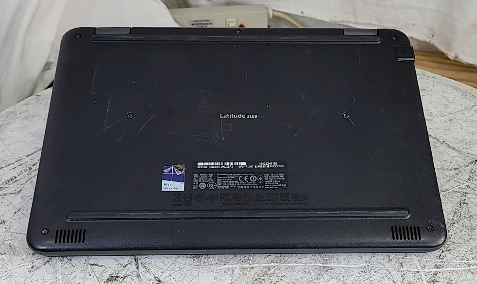 DELL LATITUDE 3189 P26T Laptop PENTIUM N4200 4GB 128GB SEE NOTES