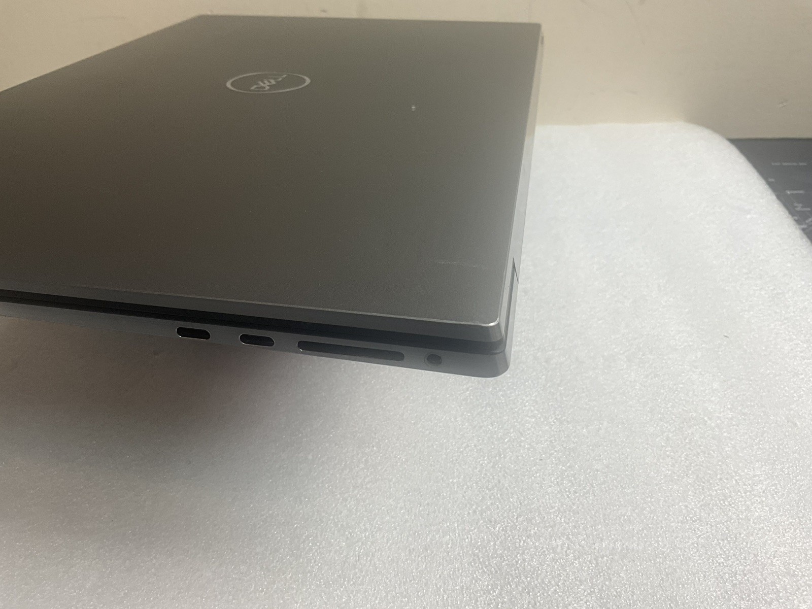 Dell Precision 5750 17″ i7-10850H, 32GB Ram 512GB SSD Windows 11 Home T2000