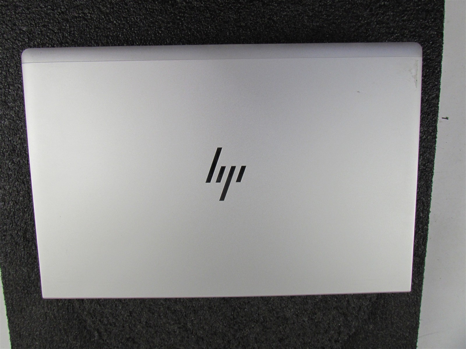 HP ELITEBOOK 640 (G9) 1920X1080 FHD TOUCHSCREEN I7-1270P NO SSD 8GB RAM NO O.S