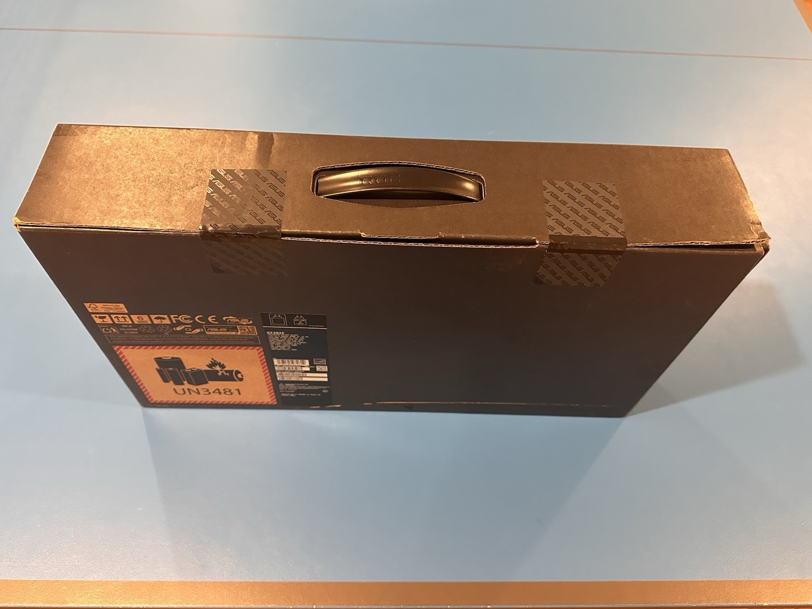 ASUS ROG Flow 13.4″ 2560×1600 Ryzen AI Max+ 395 64GB RAM 1TB SSD Windows 11 Home