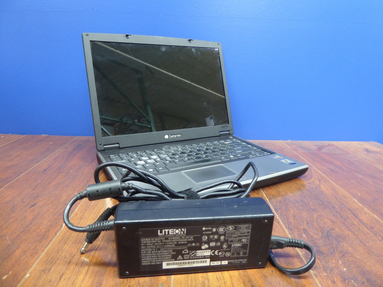 GATEWAY MX3414 14.1″ LAPTOP AMD TURION X2 MOBILE 1.6GHz 1GB 100GB- NO O/S LOADED
