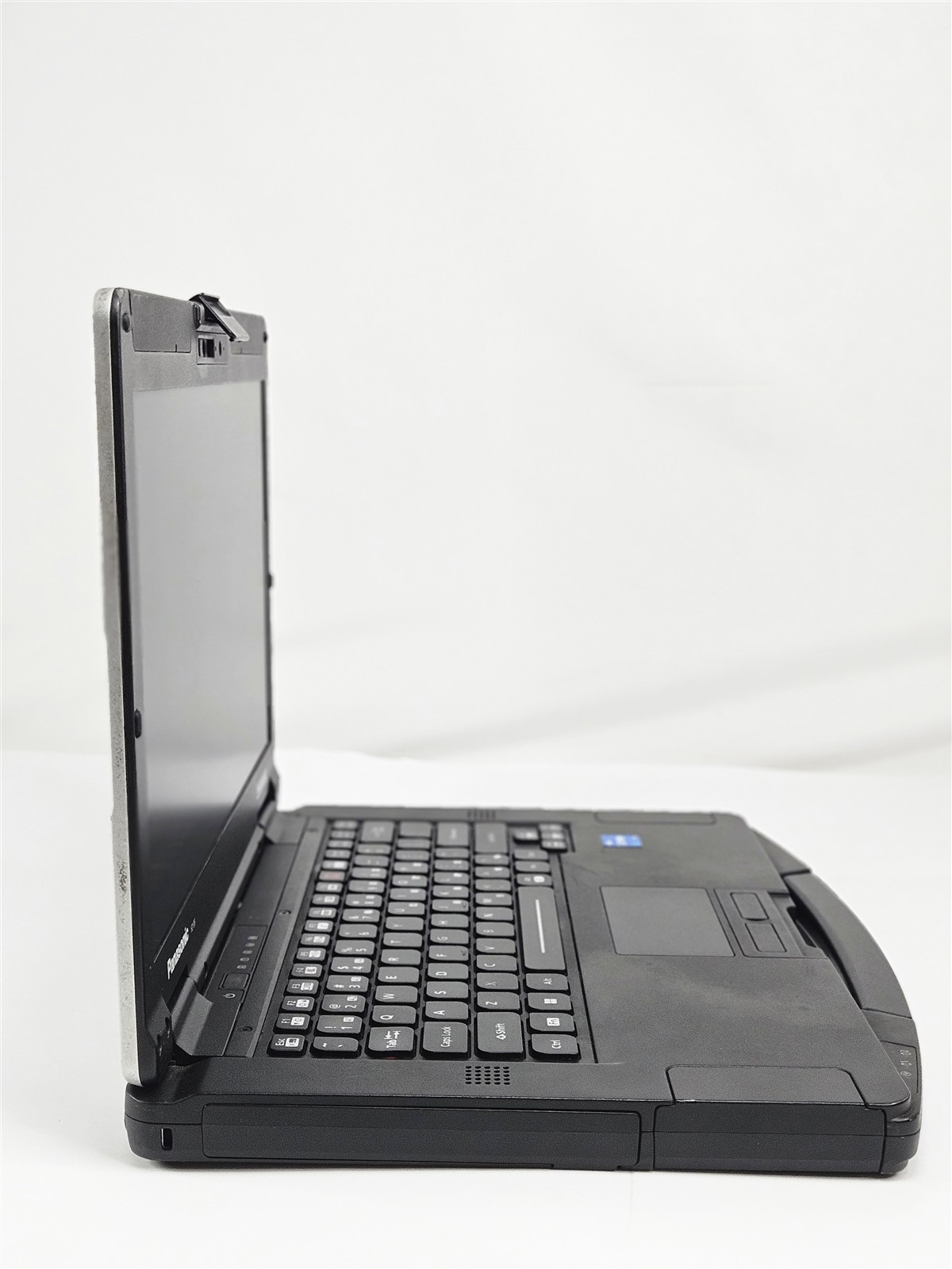 Panasonic 14″ FZ-55 MK2 16GB RAM 512GB SSD i5-1145G7 2.6GHz 14″ Win11 Home