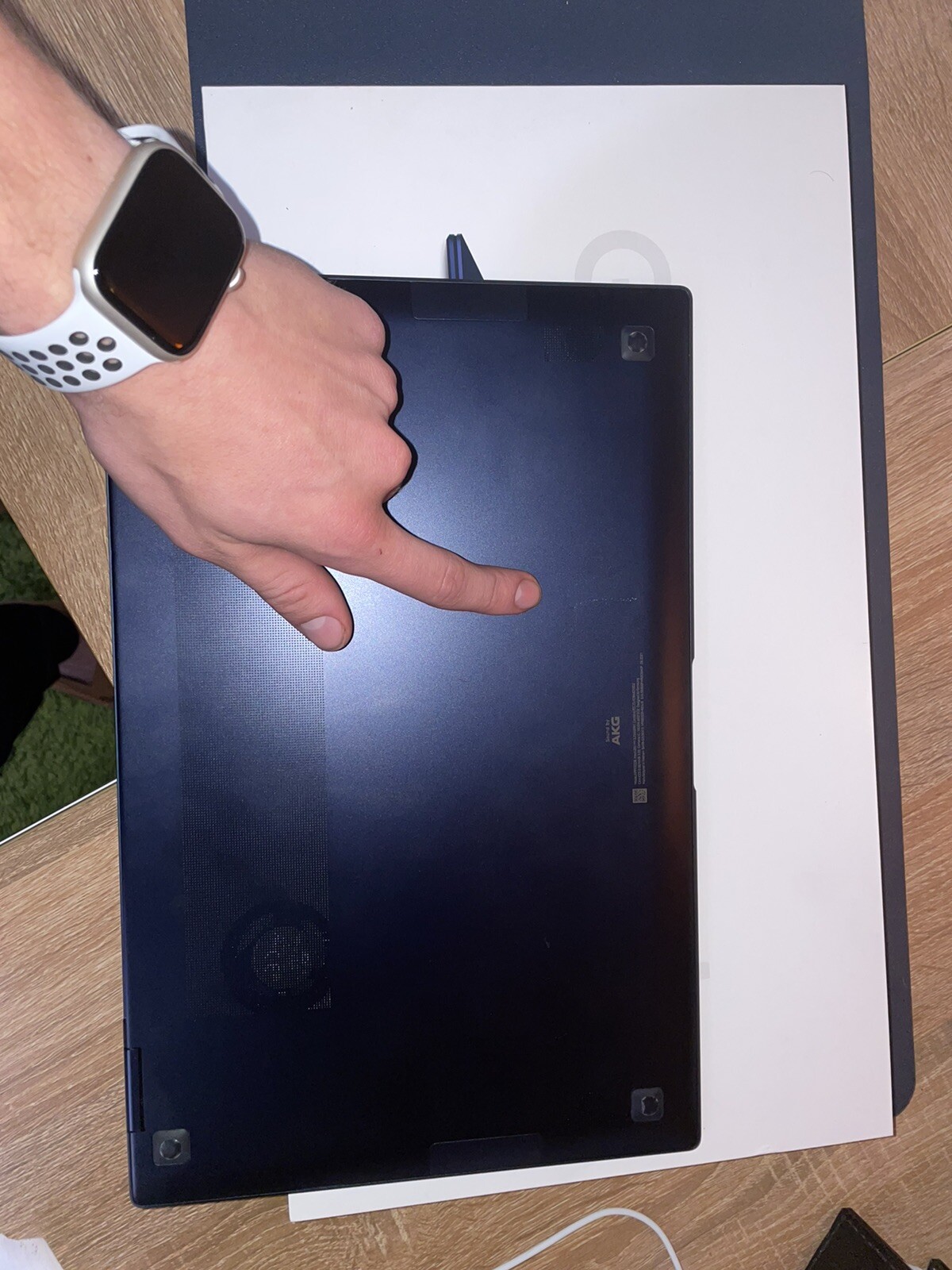 Samsung Galaxy Book Pro 360 15.6″ (1TB SSD, Intel Core i7 11th Gen., 2.80…