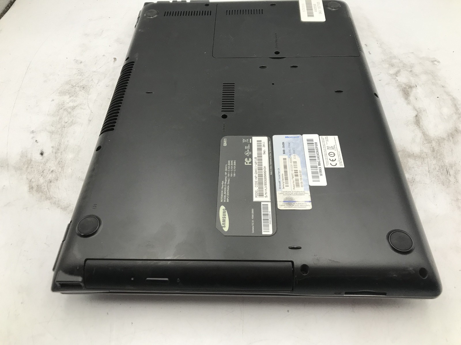 SAMSUNG QX411L – FOR PARTS/REPAIR – INTEL I5 2430M – NO RAM – READ DESCRIP – BB!