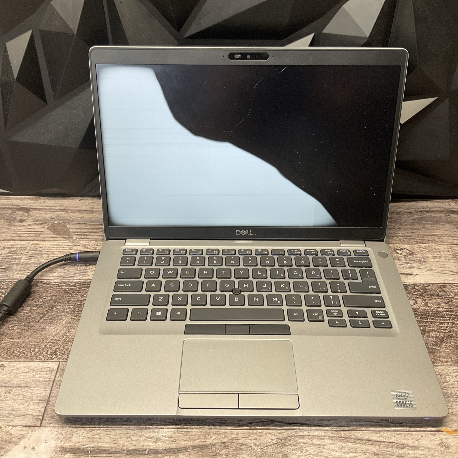 Dell Latitude 5410 / i5 10th Gen / No POST / Cracked Screen / No SSD / C5