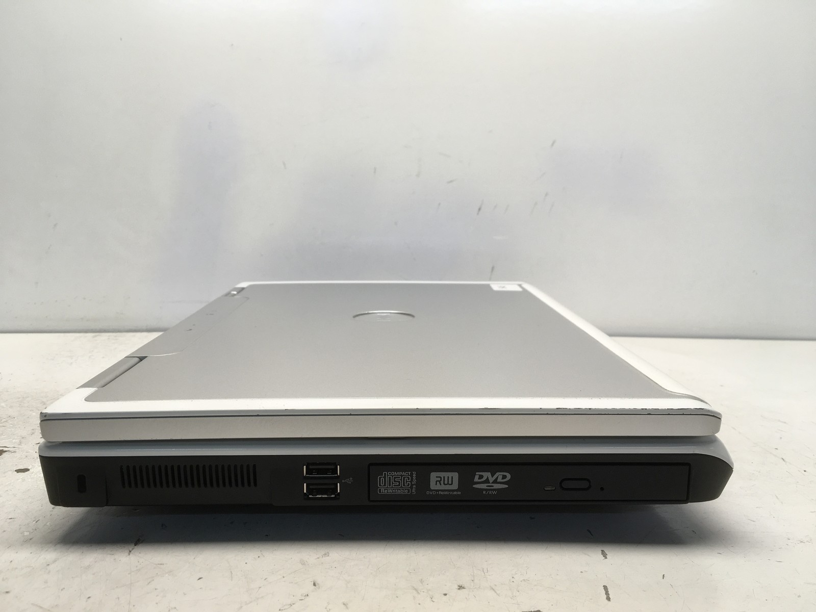 Dell Inspiron E1705 MP061 Intel Core 2 Duo 06F6 2GHz 2 GB NO HDD No Batt
