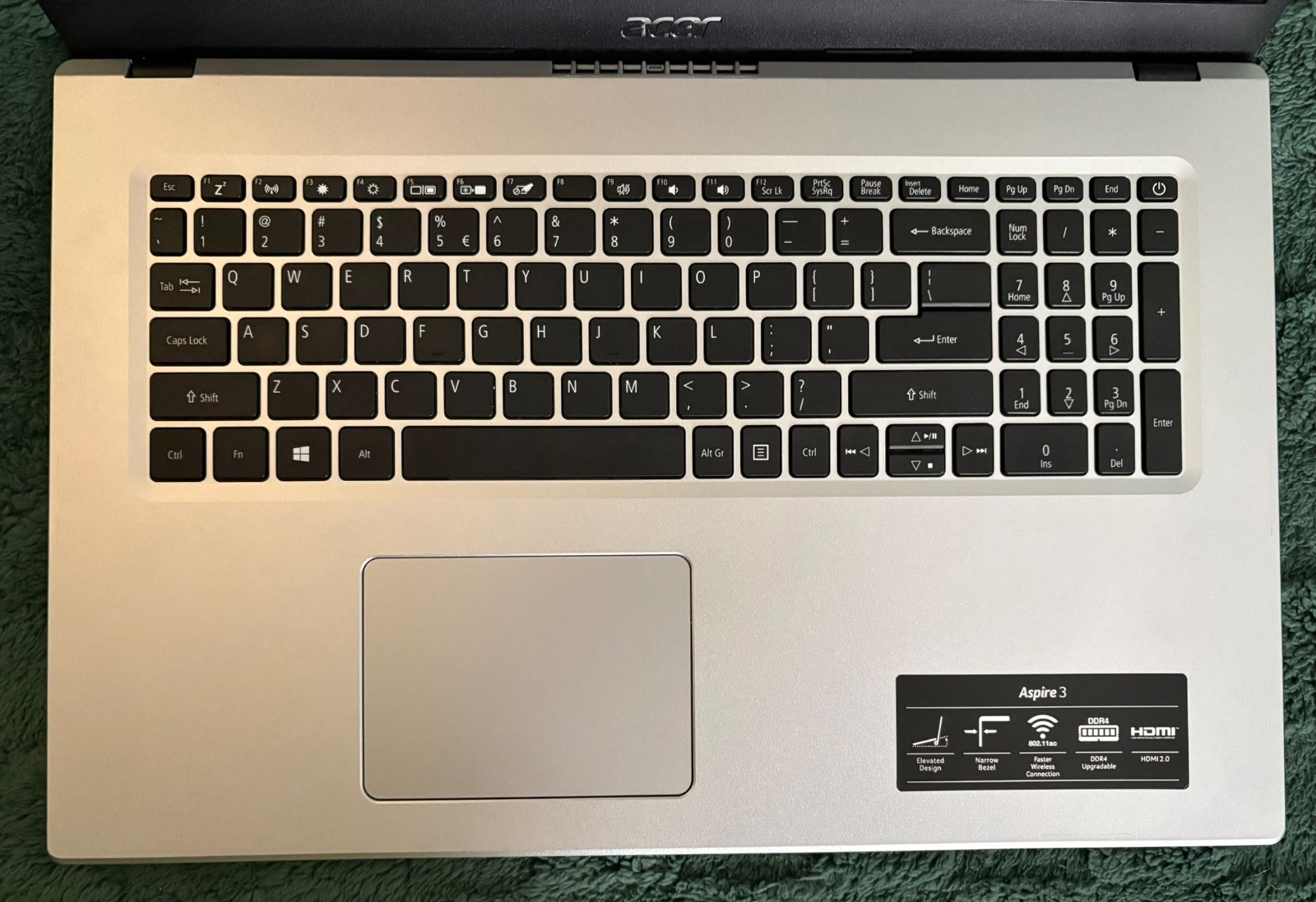 Acer Aspire 3 17.3″ Laptop i5 36GB RAM 1TB SSD Excellent Condition + Orig Box