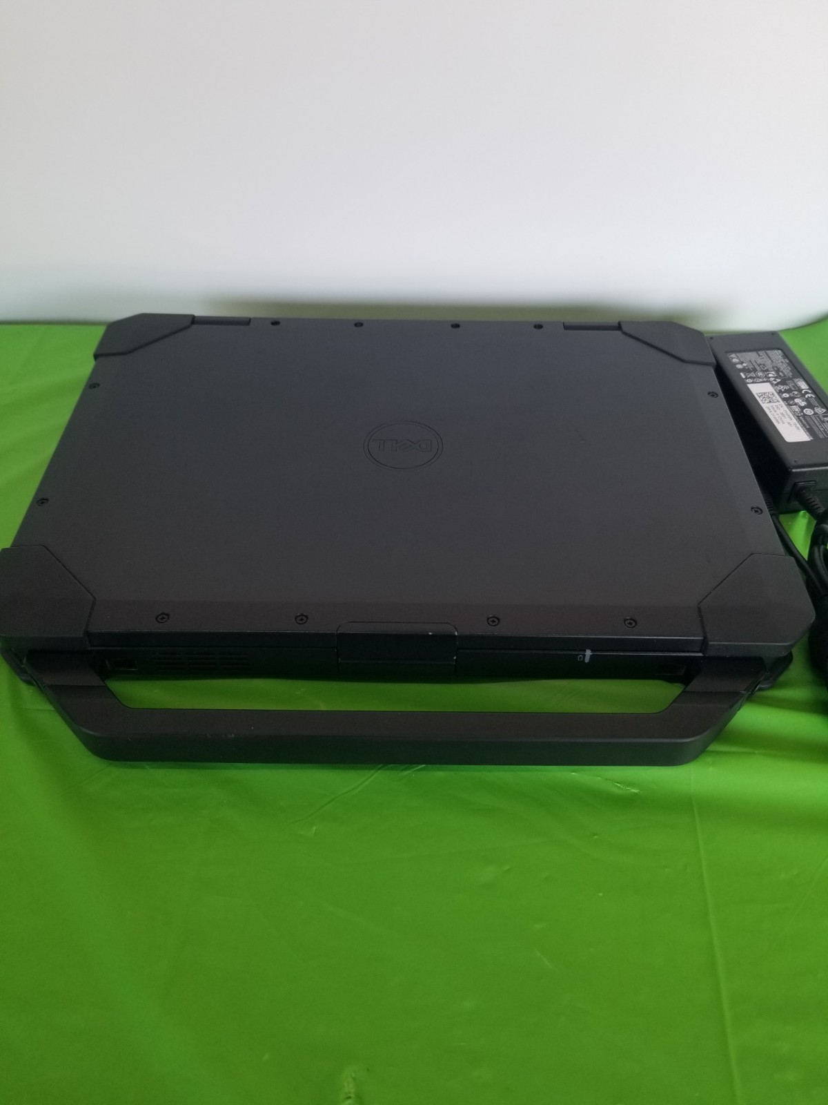 DELL LATITUDE RUGGED 5420 i7-8650U 32GB RAM,512 SSD TOUCH, WIN , 1.90 Toughbook