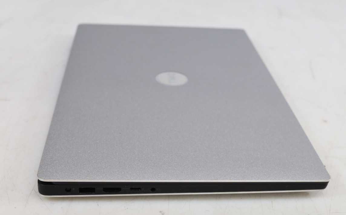 Dell Precision 5530 15.6″ Intel Xeon E-2176M 16GB 512GB Quadro 1000 No COA OS