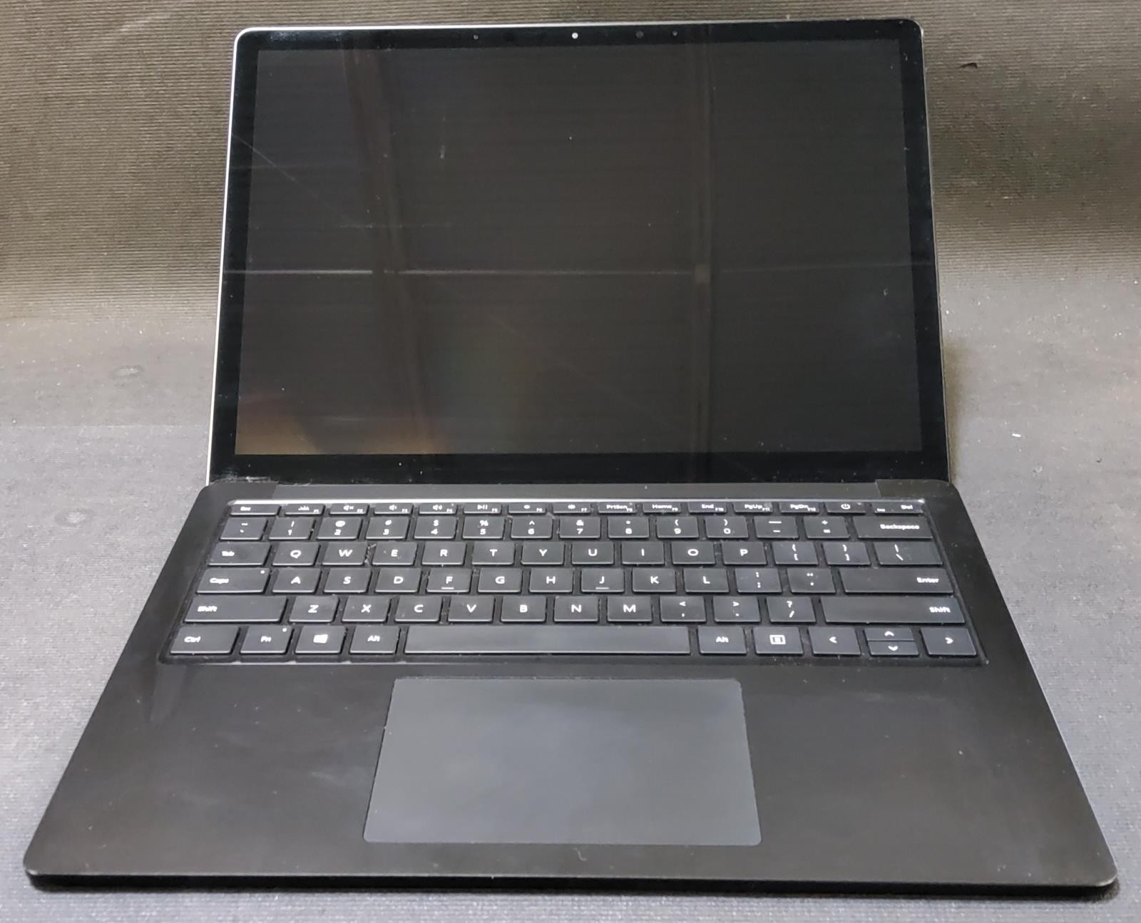 Microsoft Surface 4 13.5″ i5 11 Gen 16GB RAM 512GB SSD Windows 11 Pro