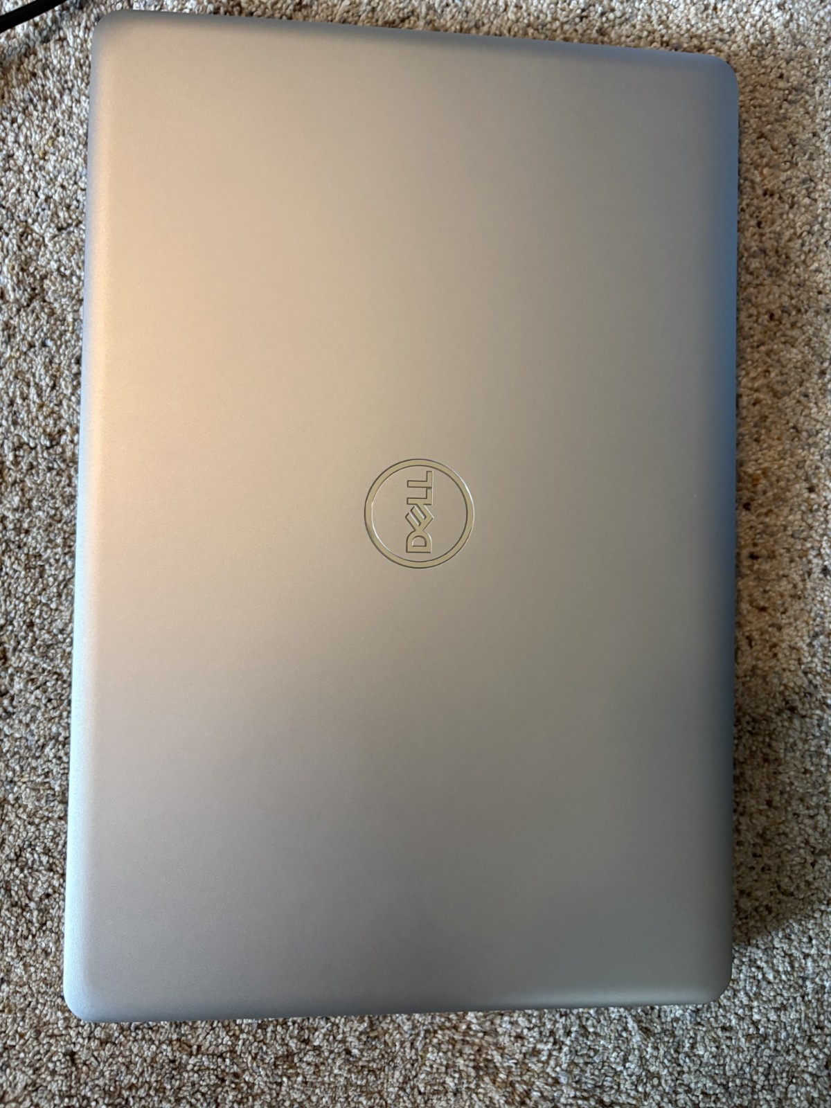Dell Inspiron 5584 15.6″ i7 8565U 16GB RAM 512GB SSD + 800GB HDD Windows 11 FHD