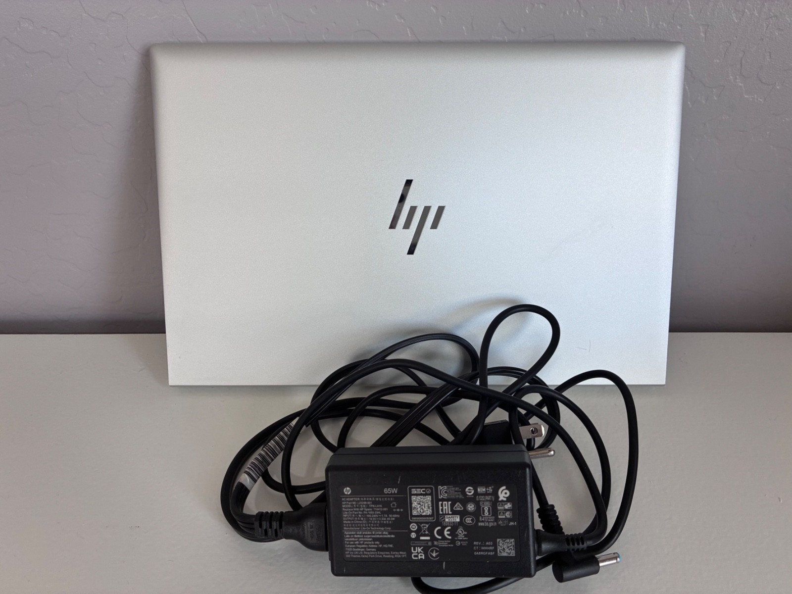 HP EliteBook 835 G8 13′ AMD Ryzen 7 PRO 5850U 512GB NVMe 16GB RAM