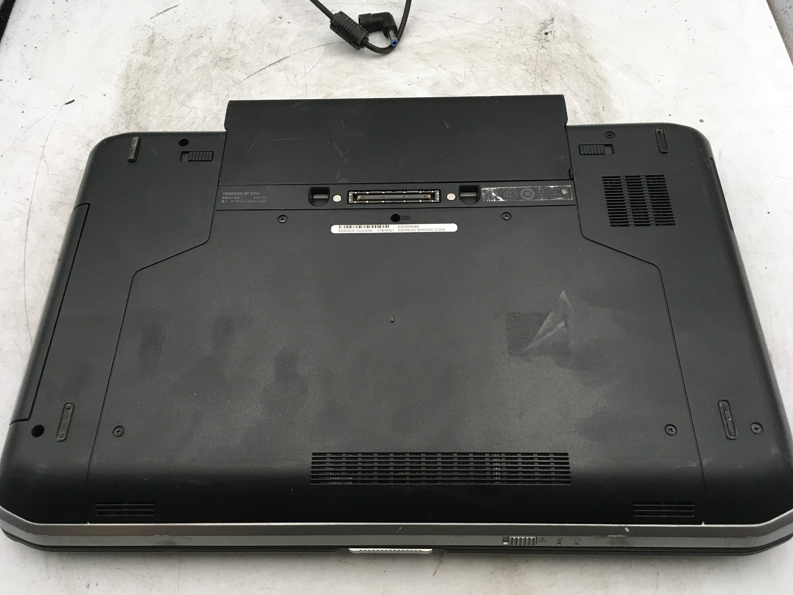 DELL LATITUDE E5520 – BOOTS TO BIOS – INTEL I3 2310 – 4GB RAM – 15″ – READ – BB!