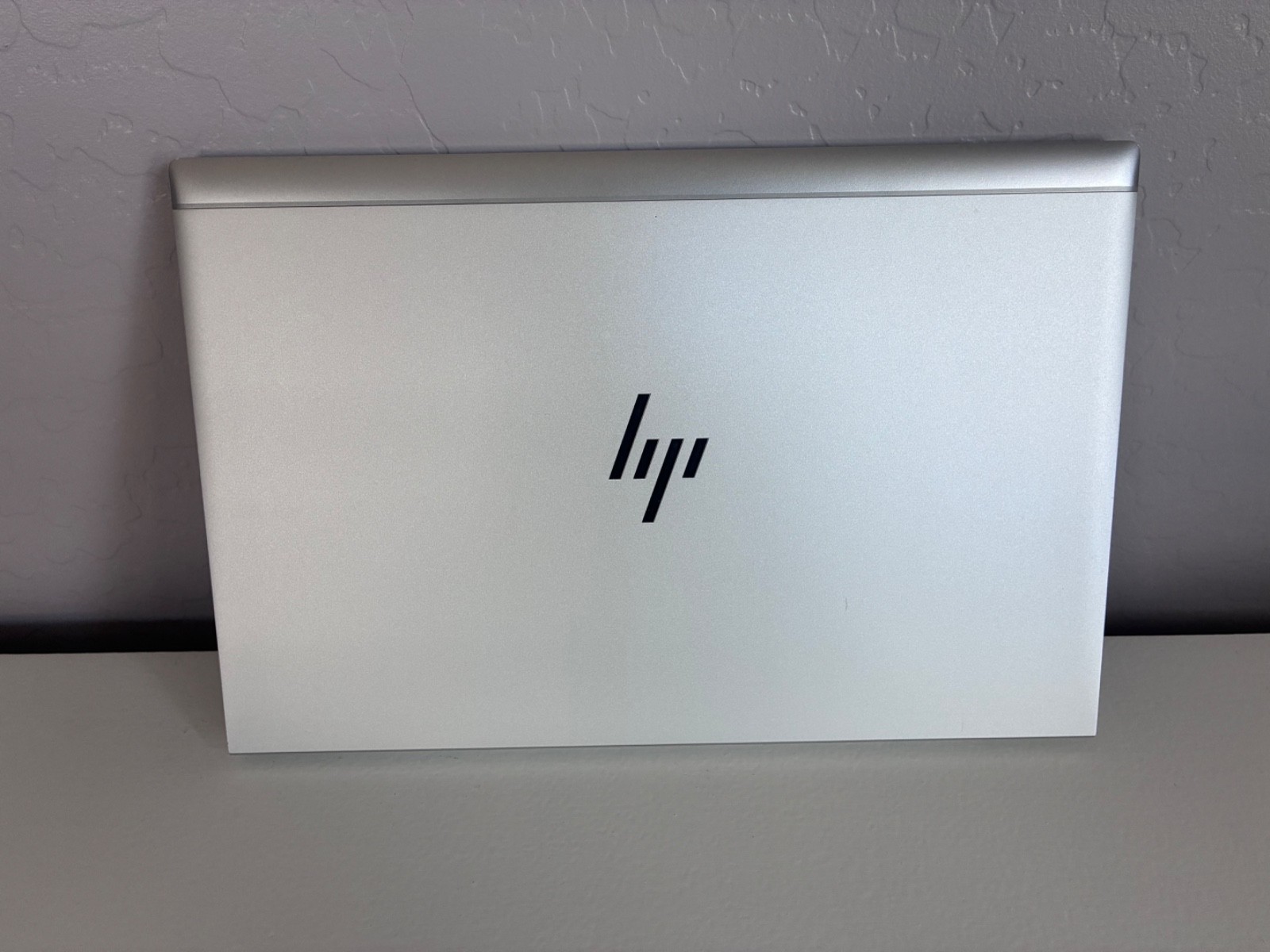 HP EliteBook 835 G8 13′ AMD Ryzen 7 PRO 5850U 512GB NVMe 16GB RAM