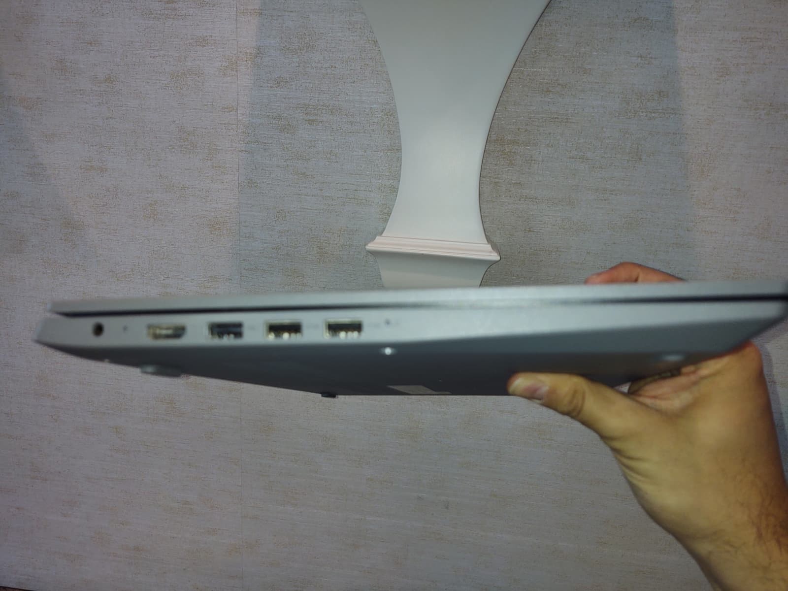 Great laptop for school, work or retro gaming Lenovo IdeaPad 3 15.6″