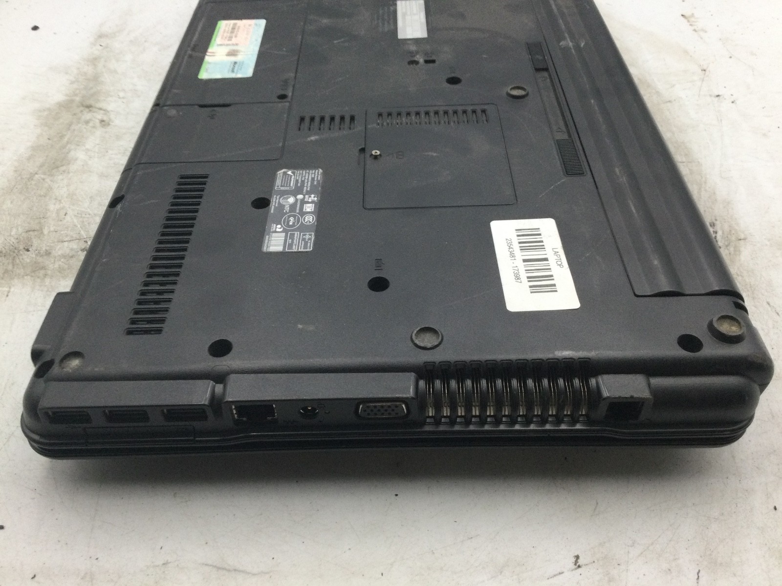 HP COMPAQ 610 – BOOTS TO BIOS – INTEL CORE 2 DUO – NO RAM – READ DESCRIPTION -BB