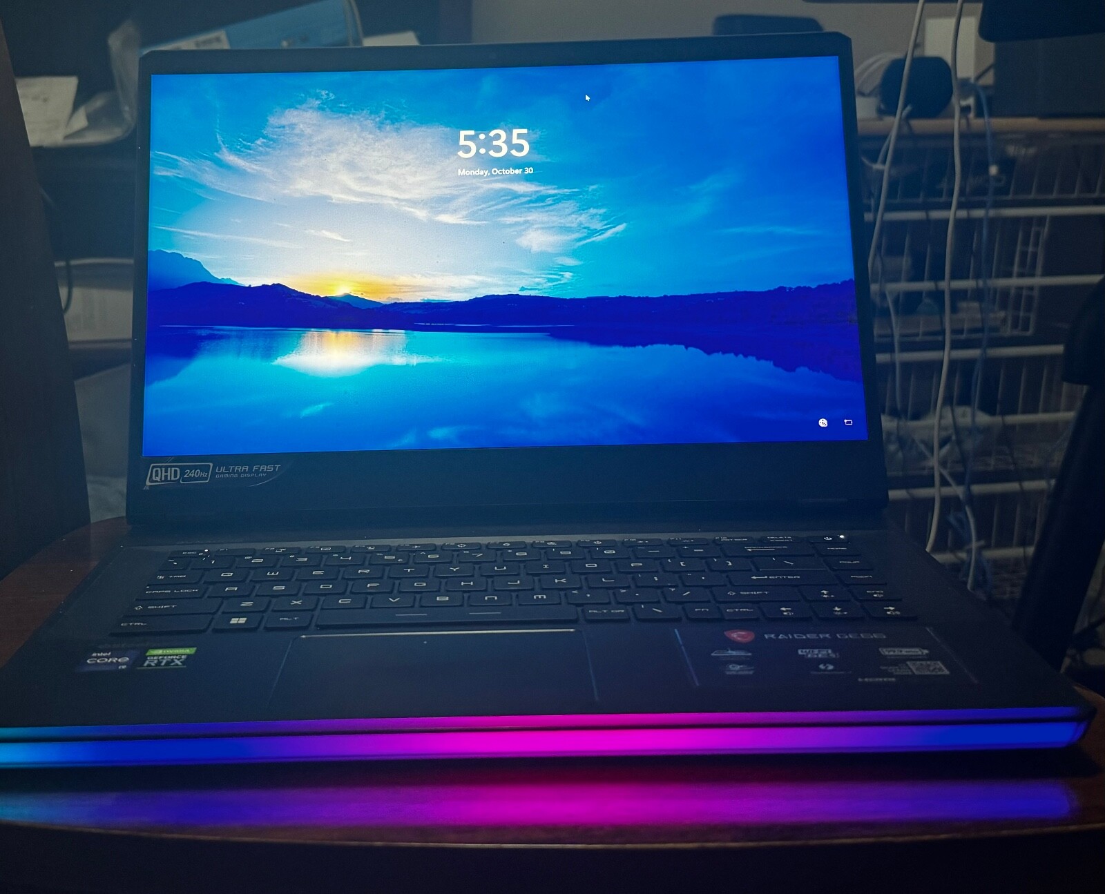 MSI Raider GE66 12UGS-237 15.6″ QHD 240 MHz Gaming Laptop I9-12900HK RTX3070TI