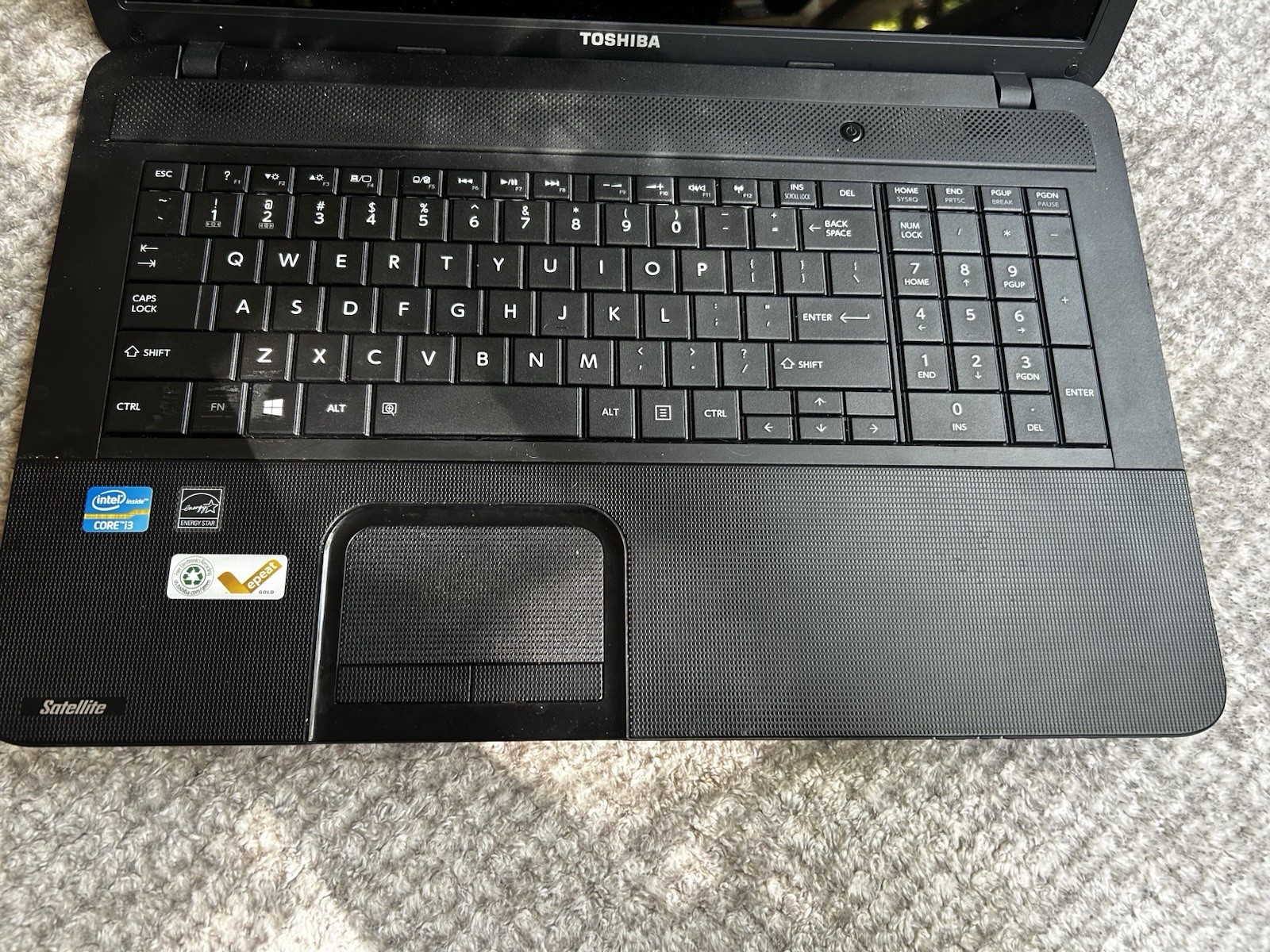 Toshiba Satellite C675-S7308 17.3″ Laptop Intel i3 Windows 8 Black Wi-Fi Webcam