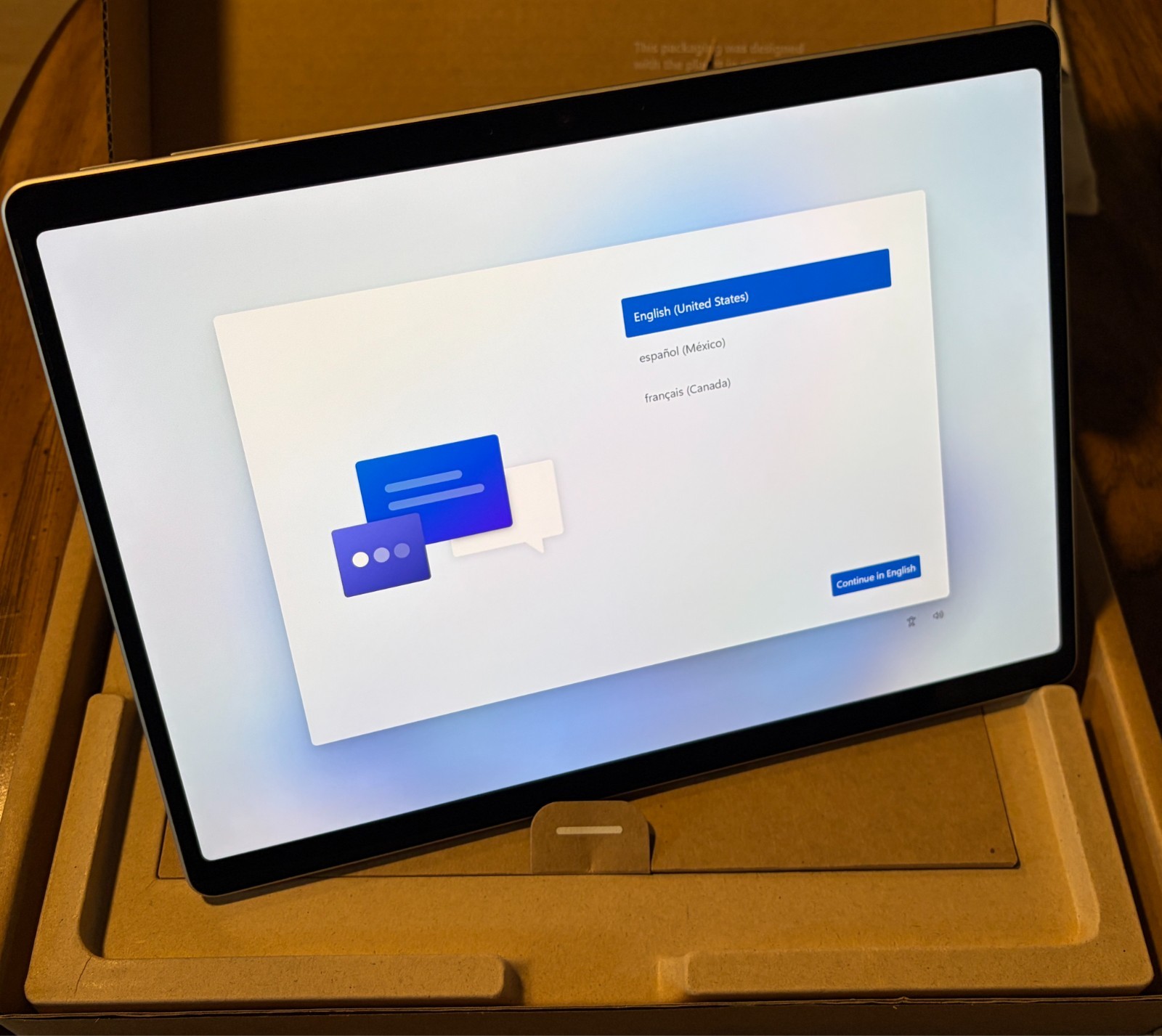 Microsoft Surface Pro 11 13″ OLED Ultra 7 266V 16GB 512GB EP2-20247 ( Read Desc)