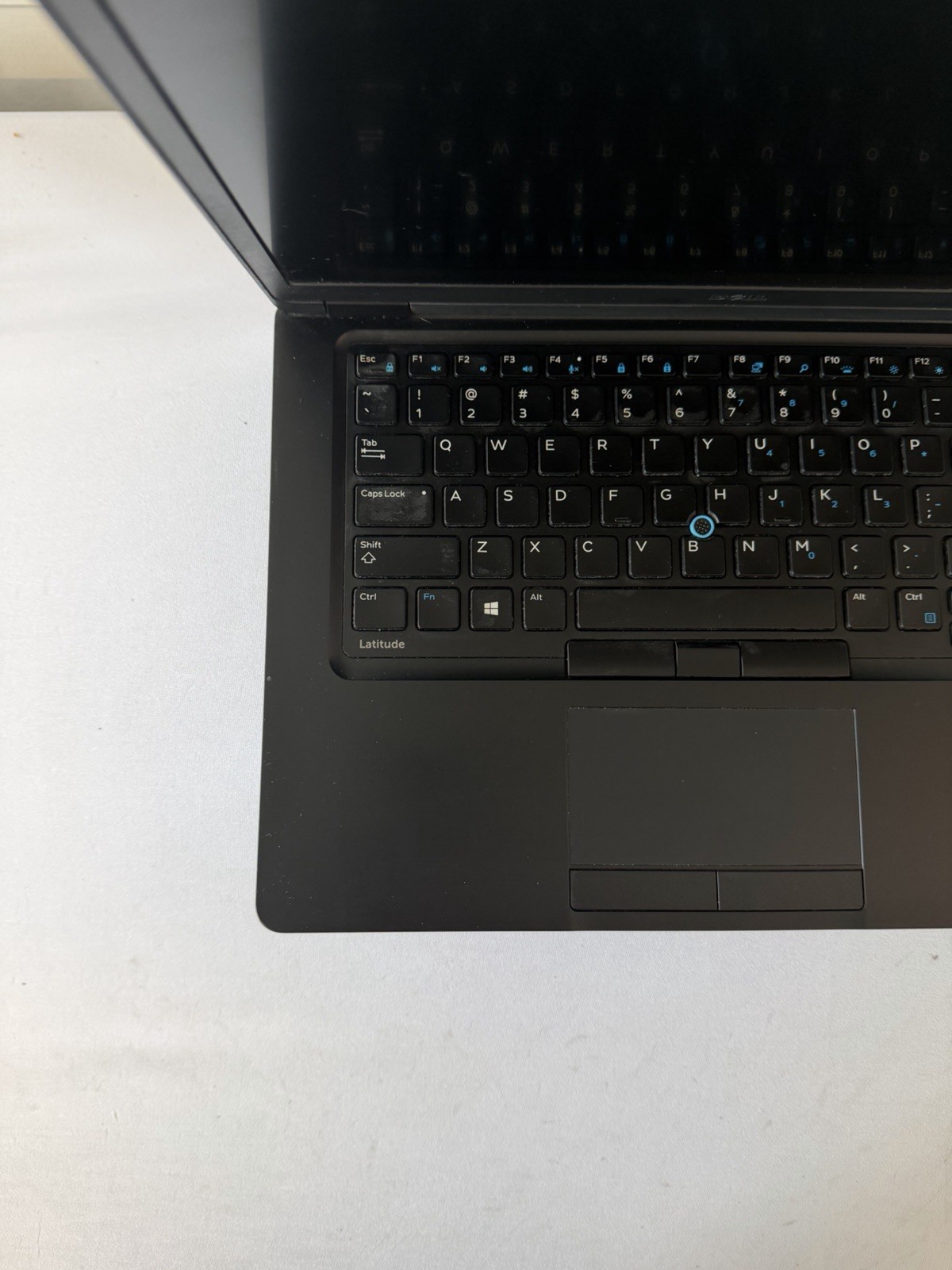 Dell Latitude 5480 Laptop – Good Screen – Intel i5-6300U – RAM 16 GB – Read Des