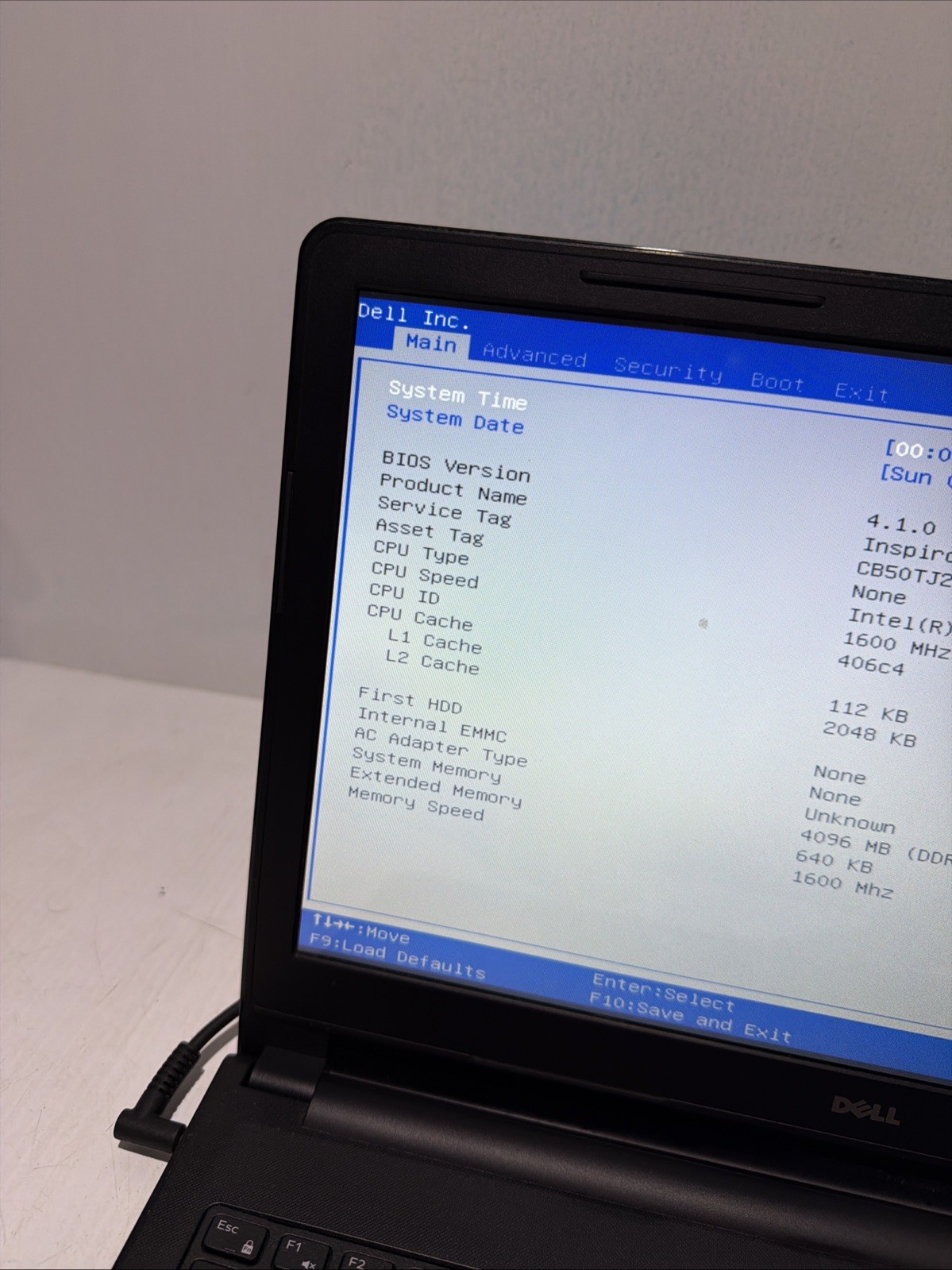 Dell Inspiron 15-3552 Laptop Celeron N3060 4gb Ram No Drives Boots Bios /Beeping