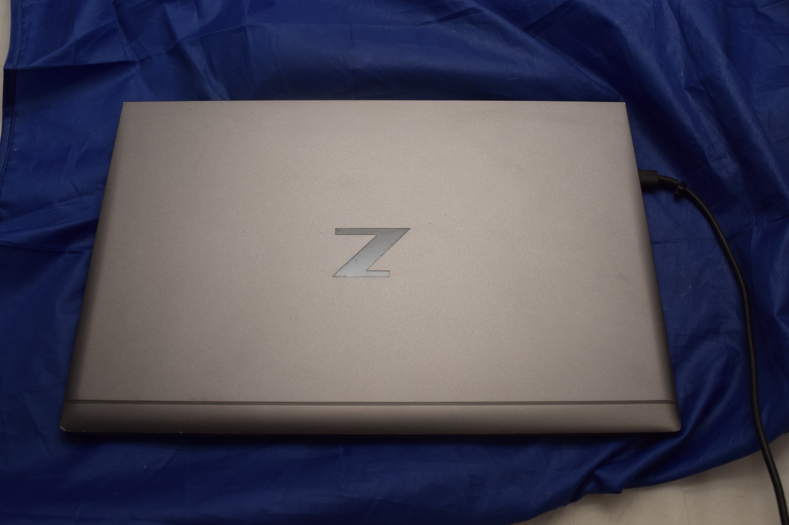 HP ZBook Firefly 14 G7 Intel Core i5-10210U 1.6GHz 24GB RAM 256GB SSD