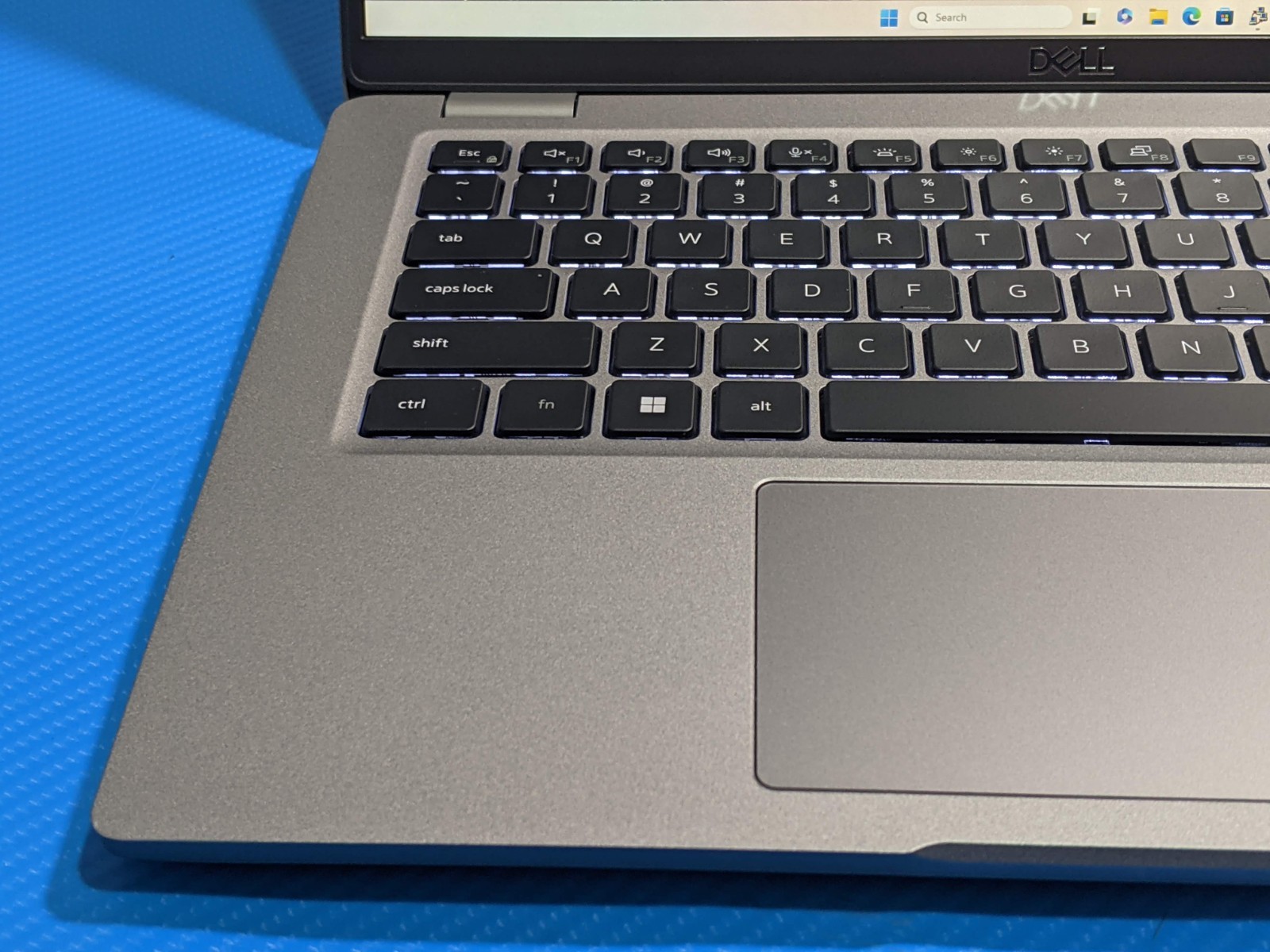 Dell Latitude 5430 14″ FHD i7-1265U 1.8GHz 8GB 512GB SSD Windows 11 Pro +Charger