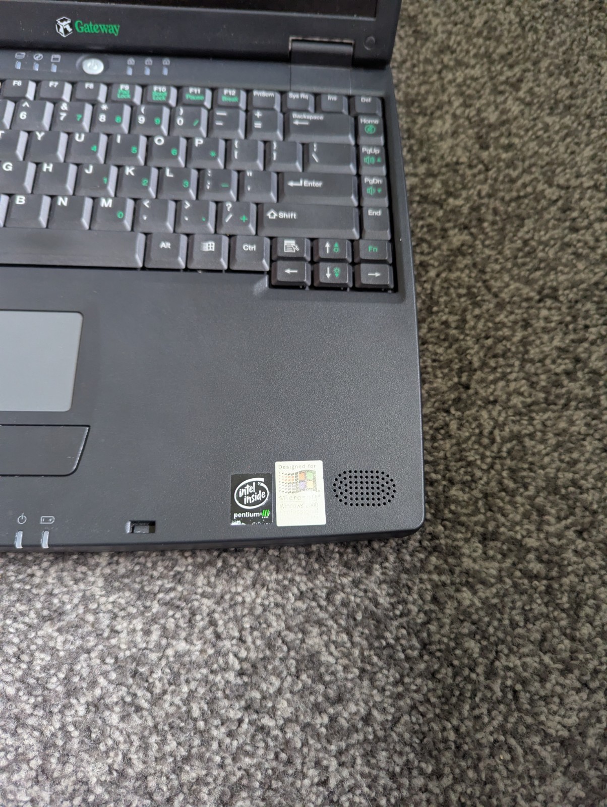 Gateway Solo 5300 Laptop Lot of 2 Wi-Fi Card, Charger, 512MB Ram, Floppy, CD