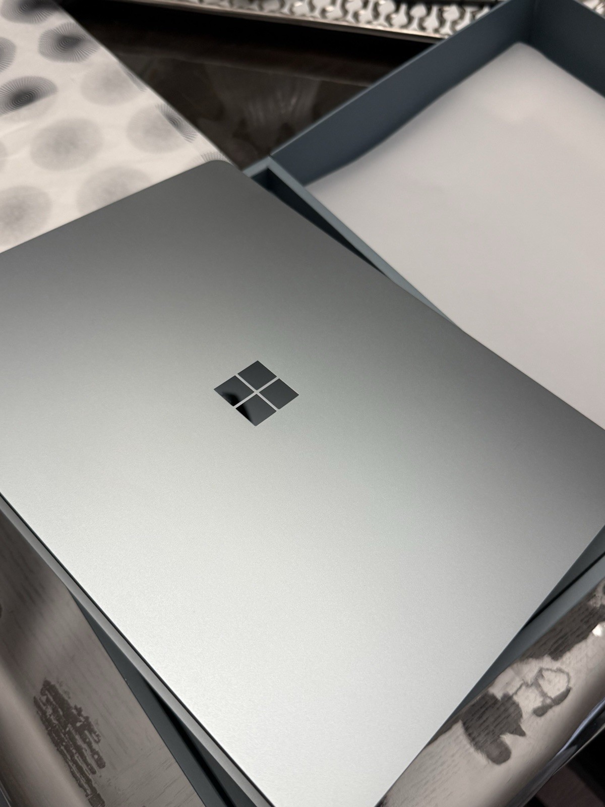 Microsoft Surface Laptop 13″ Snapdragon X Plus 16GB 512GB Touch, Ocean 2025