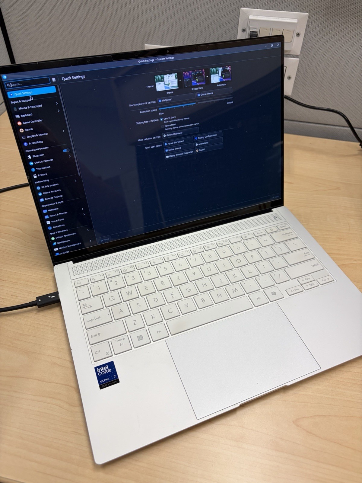 ASUS ZenBook S 14 UX5406A Intel Core Ultra 7 Laptop 32GB + 1TB