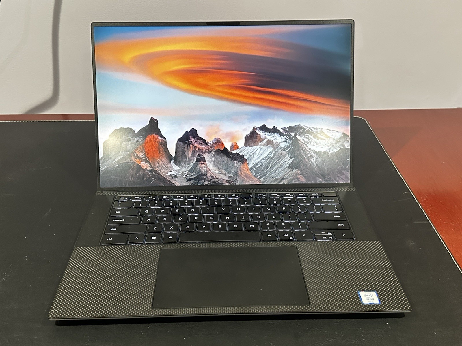 Dell Precision 5550 Laptop – Intel Xeon W-10855M, 16GB RAM 256gb Ssd And Charger