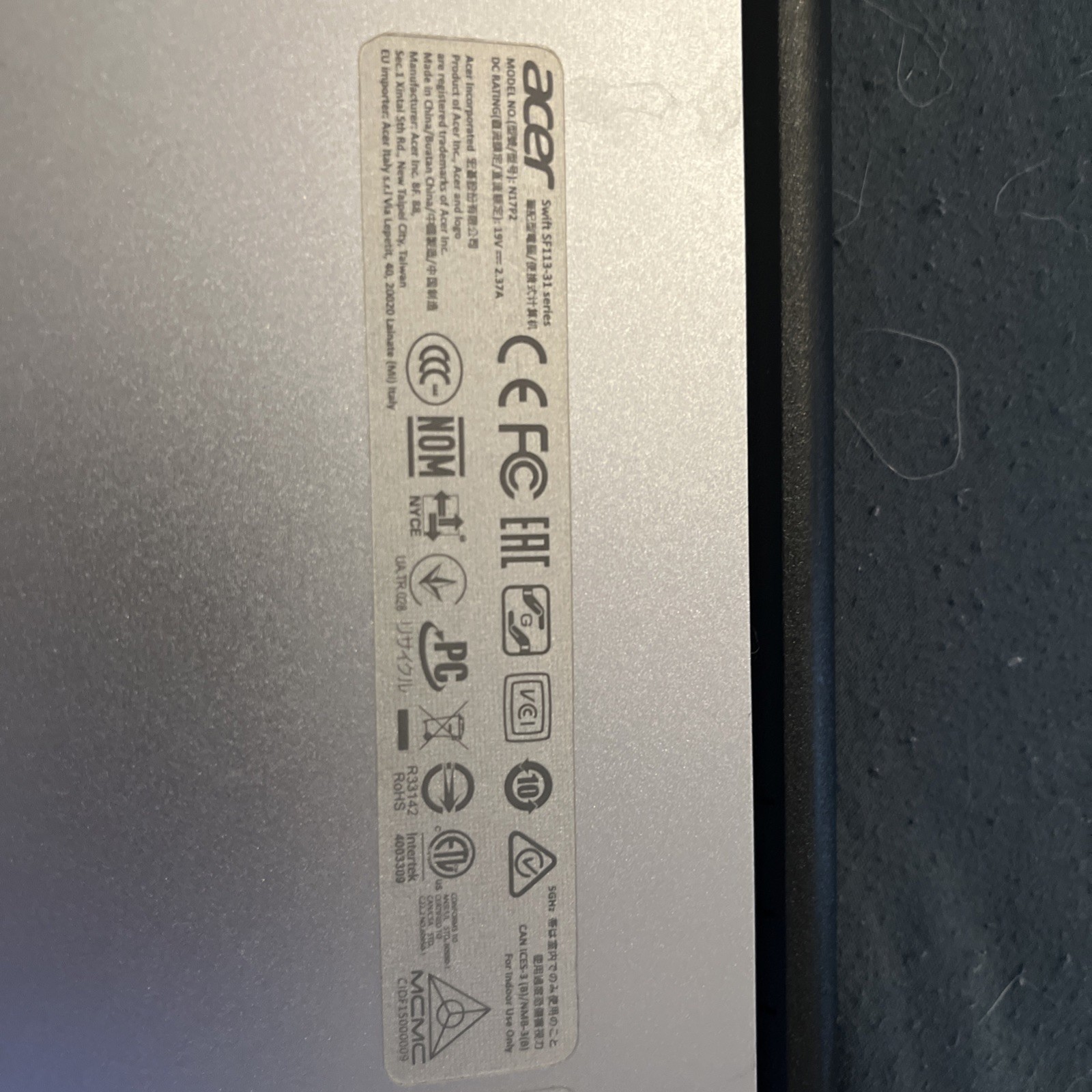 Perfect Accer Swift SF113-31 Intel Pentium N4200 1.10GHZ 4GB 64GB SSD 13.3″