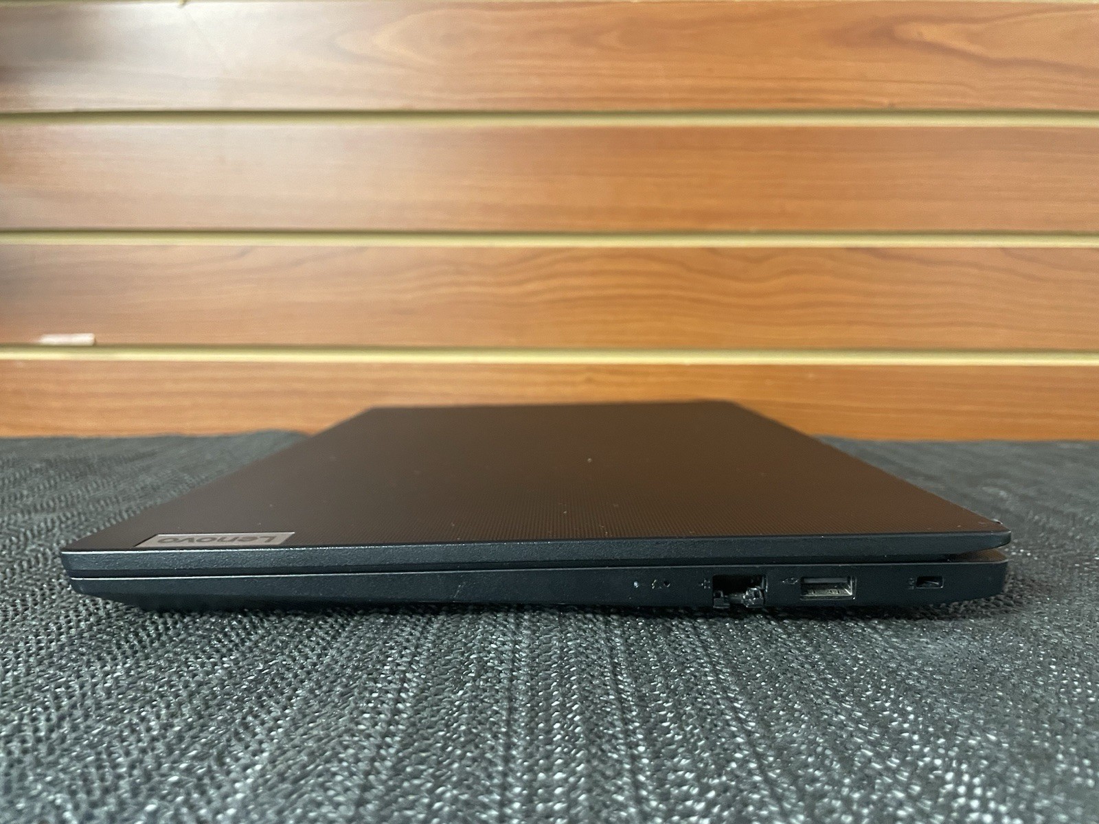 Lenovo IdeaPad 1 Laptop 15.6” FHD Display, AMD Ryzen 5 5500U, 16.0 Ra, 512GB SSD