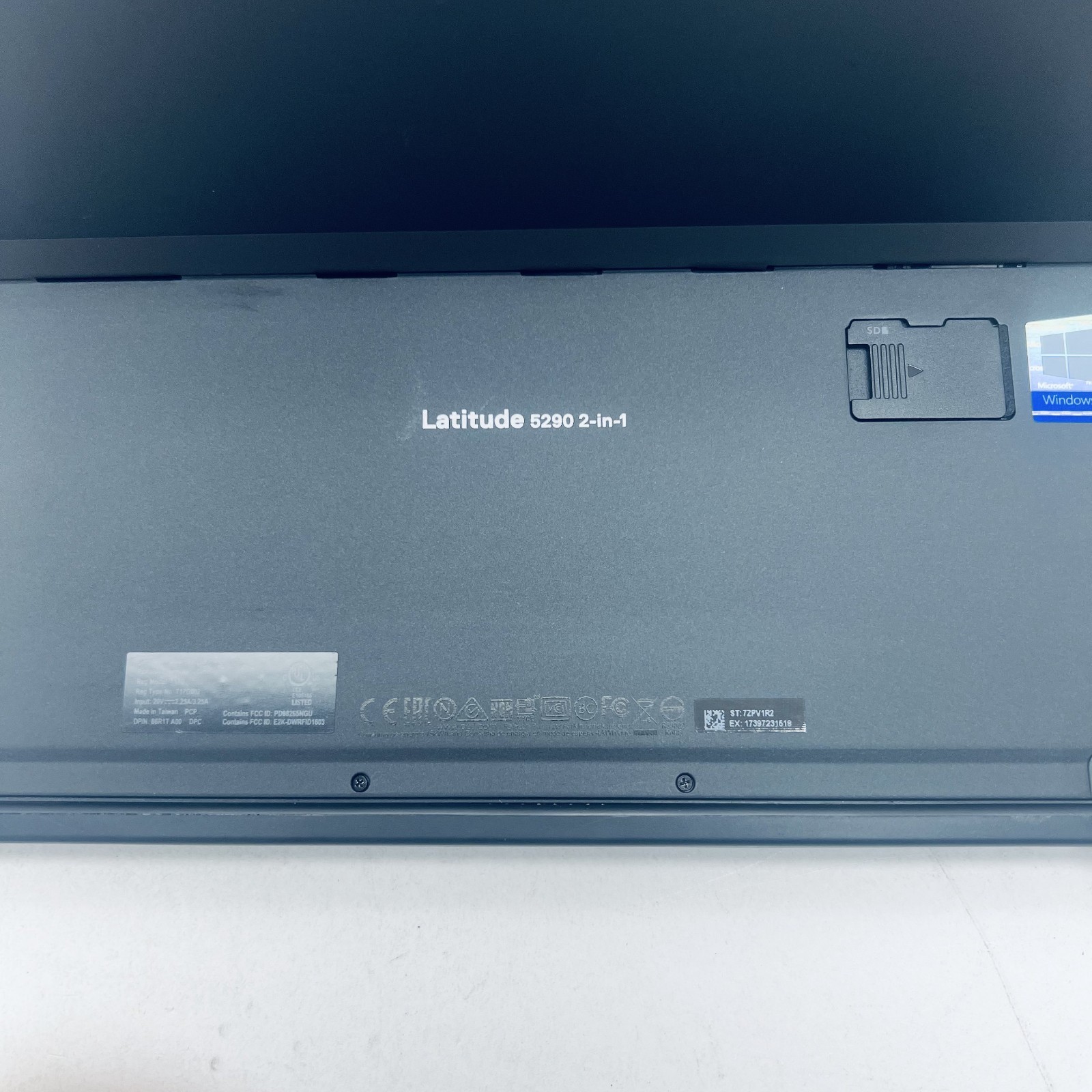Dell Latitude 5290 2 IN 1 12.3″, i5-8350U, 1.70GHz, 128GB SSD, 8GB RAM *READ