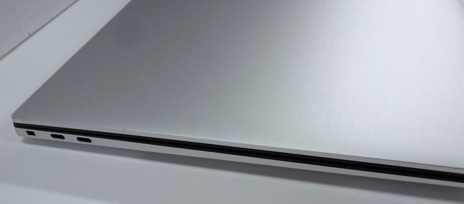 Dell XPS 15 9520 15.6″ i5-12500H 2.50GHz 16GB RAM 512GB SSD