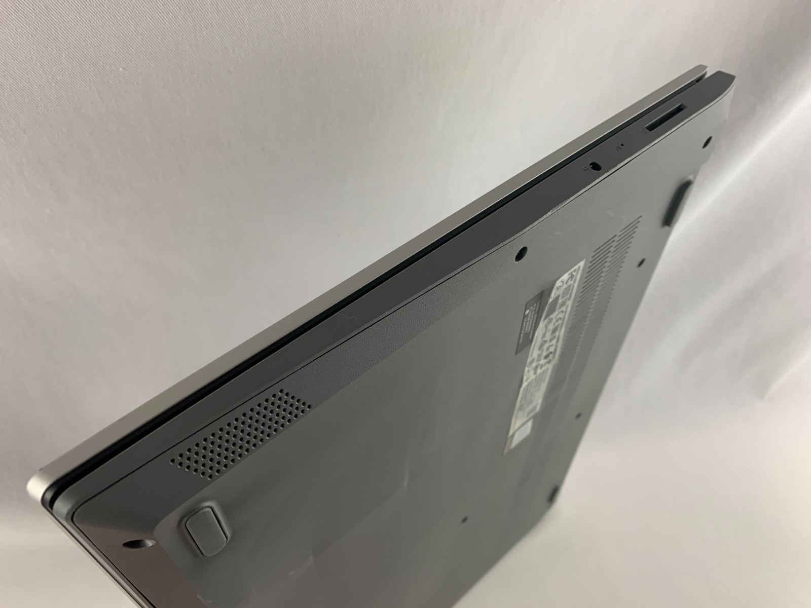 Lenovo IdeaPad 3 17IML05 Laptop Intel Core i3-10110U 2.1GHz 8GB RAM 1TB HDD W11H
