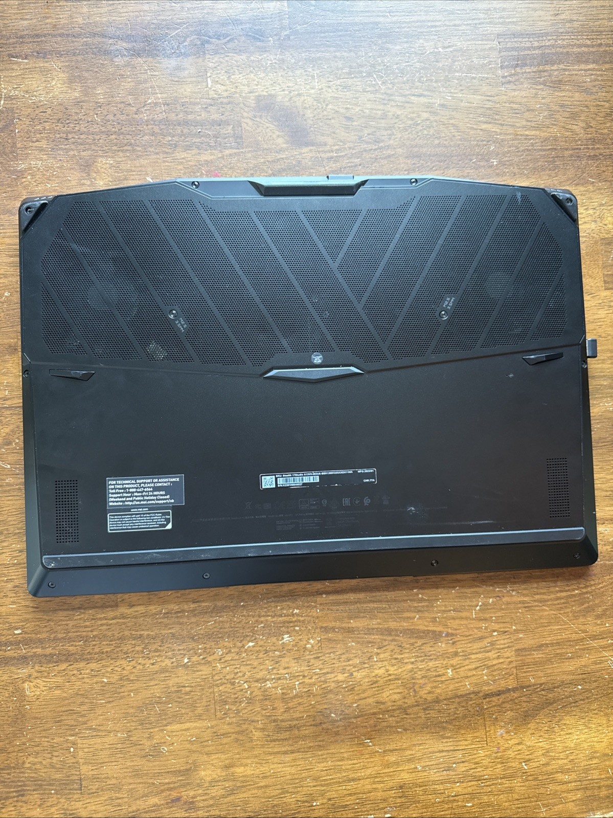MSI Stealth 17 Studio A13VH Gaming Laptop RTX 4080, I9 13900H, 1TB SSD, 32GB RAM