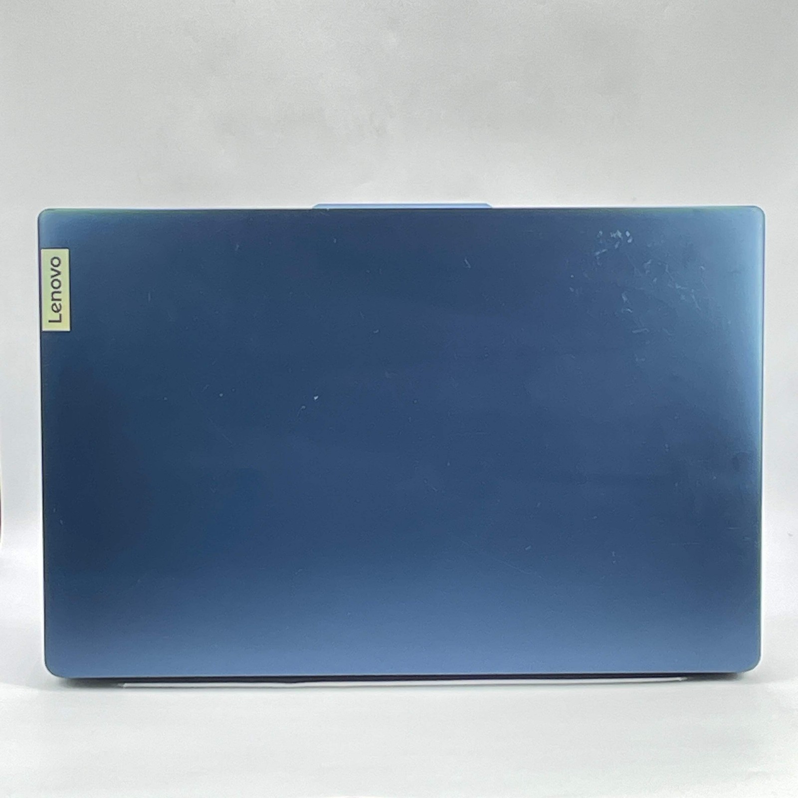 Lenovo IdeaPad Slim 3 15IRU8 15.6″ i3-1315U 1.2GHz 8GB RAM 512GB SSD