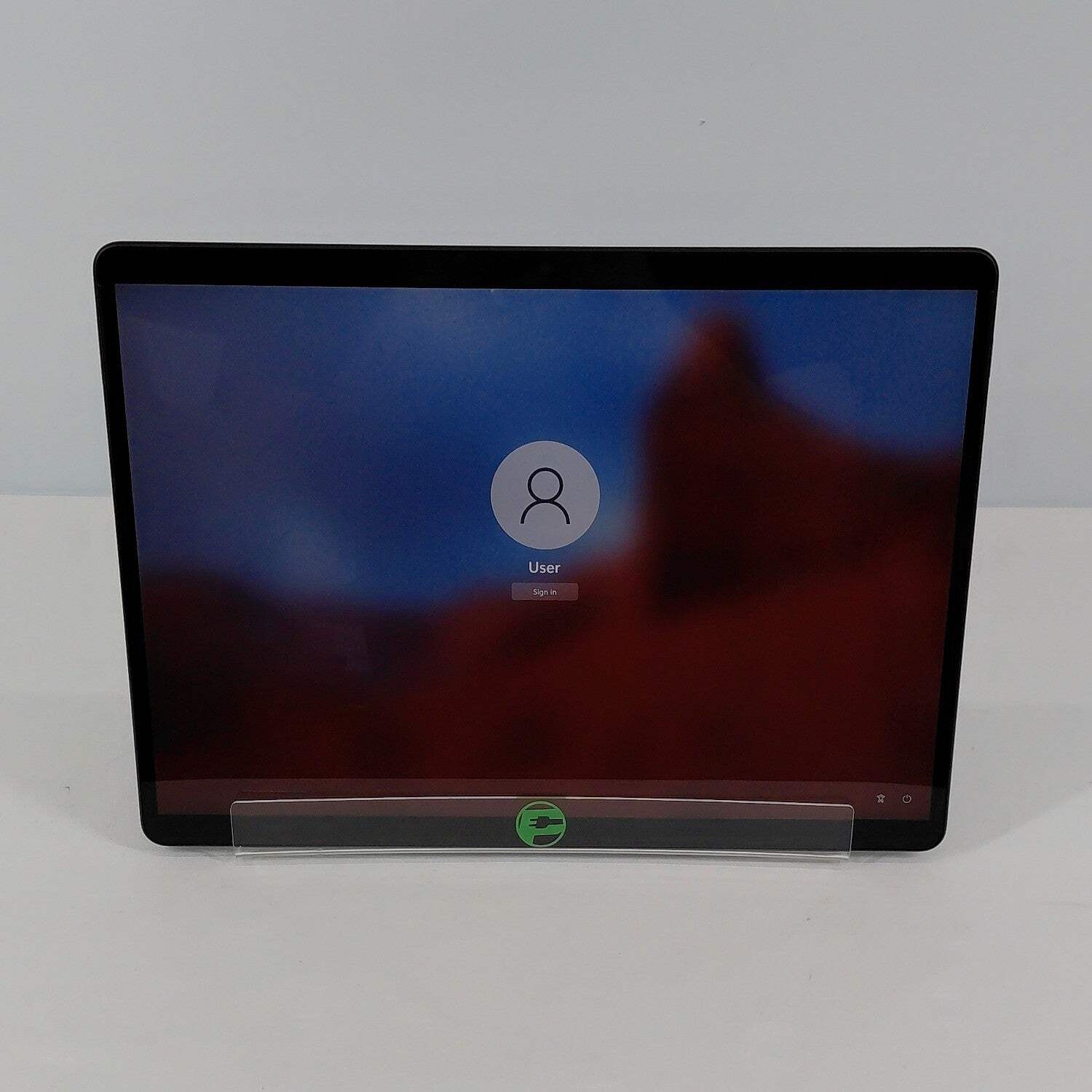 Microsoft Surface Pro 8 1983 13″ i7-1185G7 3.0GHz 16GB RAM 256GB SSD