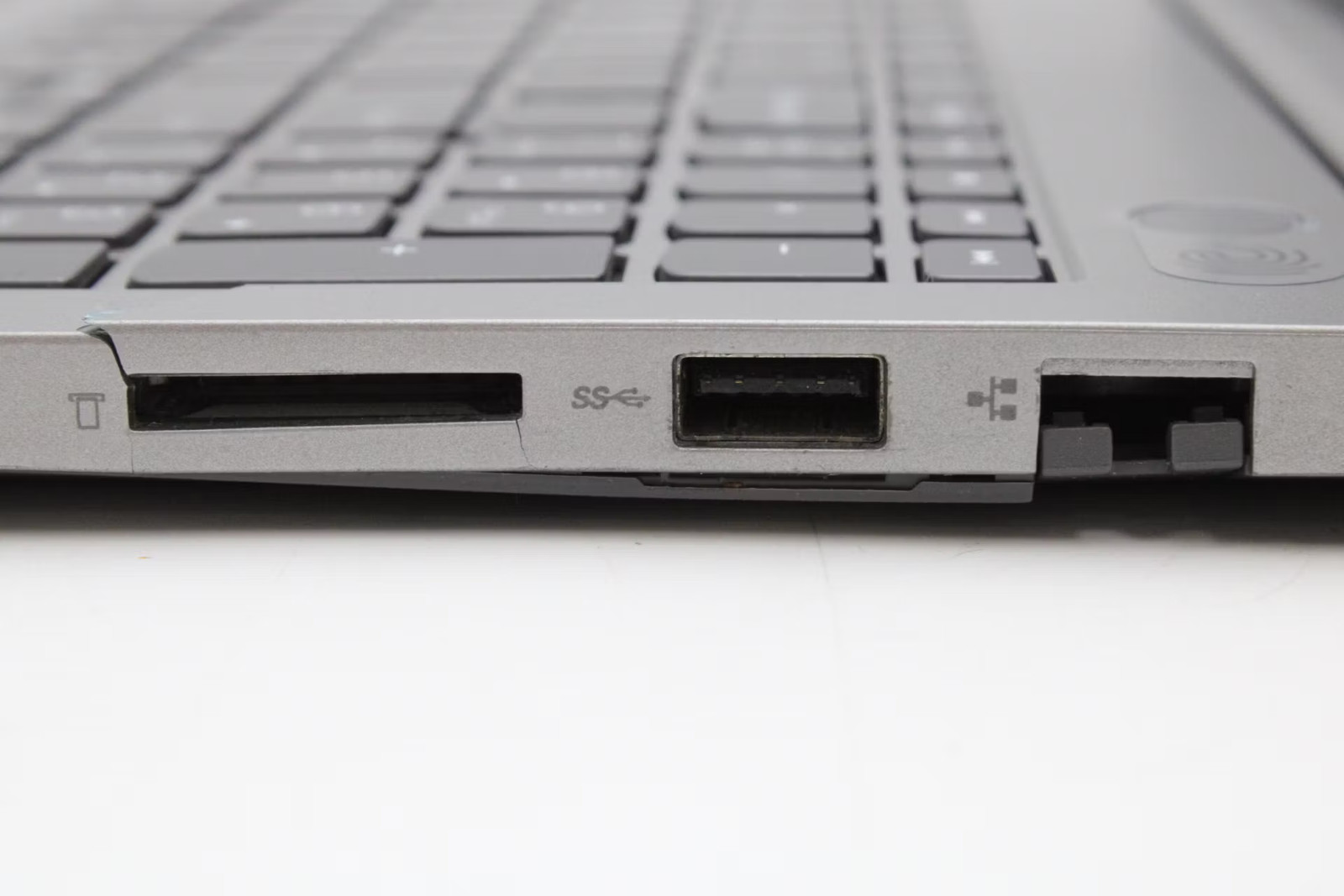 Lenovo ThinkBook 15 G2 ITL 15.5″ i5-1135G7, 256GB NVMe, 16GB RAM