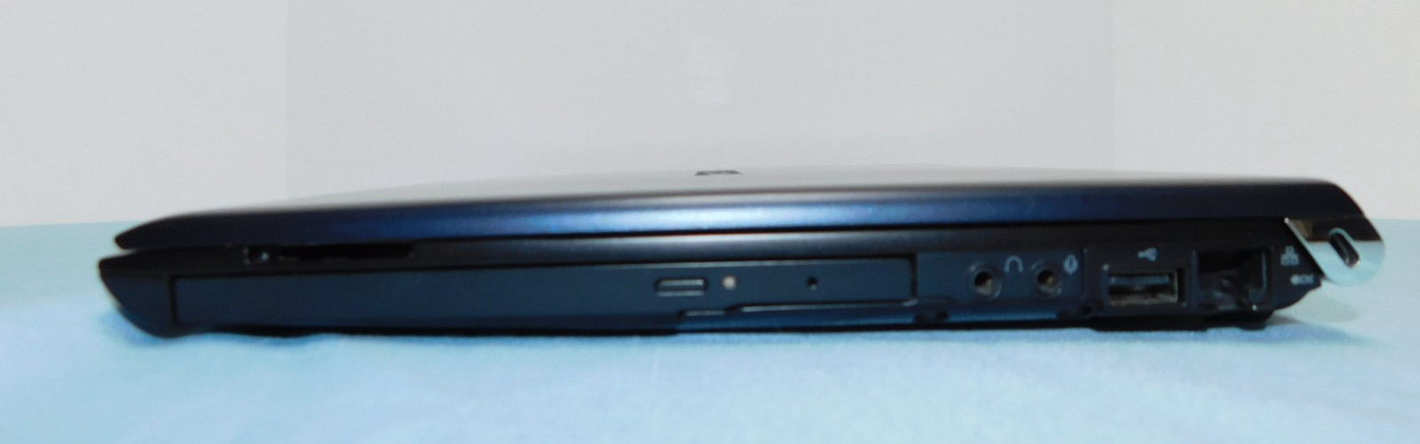 Toshiba Portege R705-P25 Windows 7 laptop ~ factory reset + upgradable to Win 10
