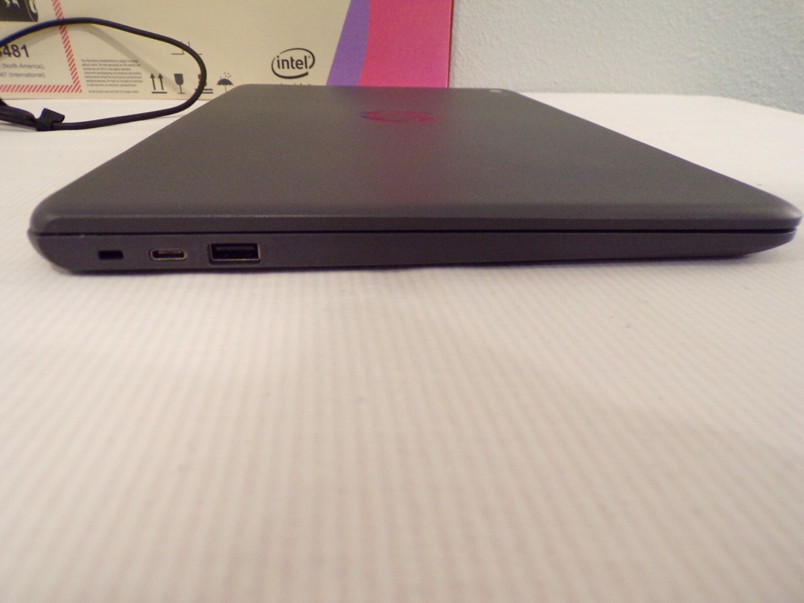 HP 14-ca023nr 14 inch 32GB, Intel Celeron 3350 Dual, 1.10GHz, 4GB Chromebook