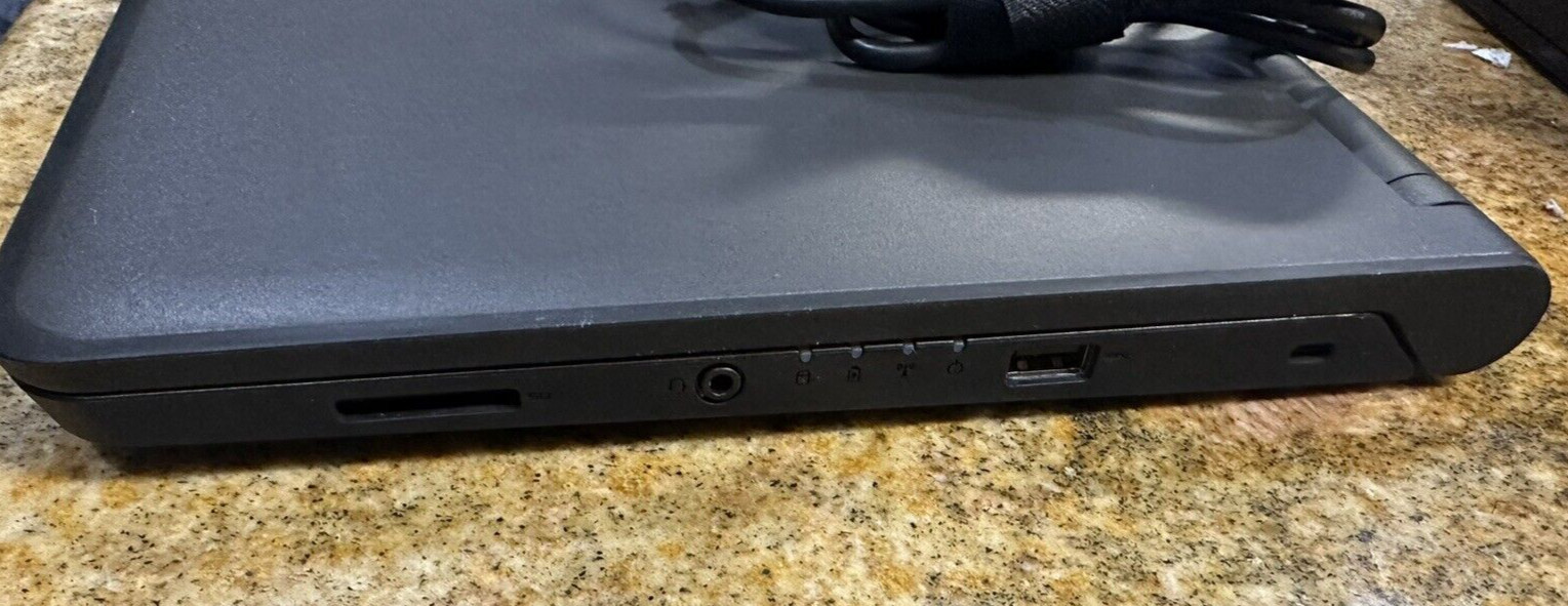 Dell Latitude 3340 13.3″ Intel Celeron 4GB Ram 500GB HDD Window 10 Pro HDMI WiFi